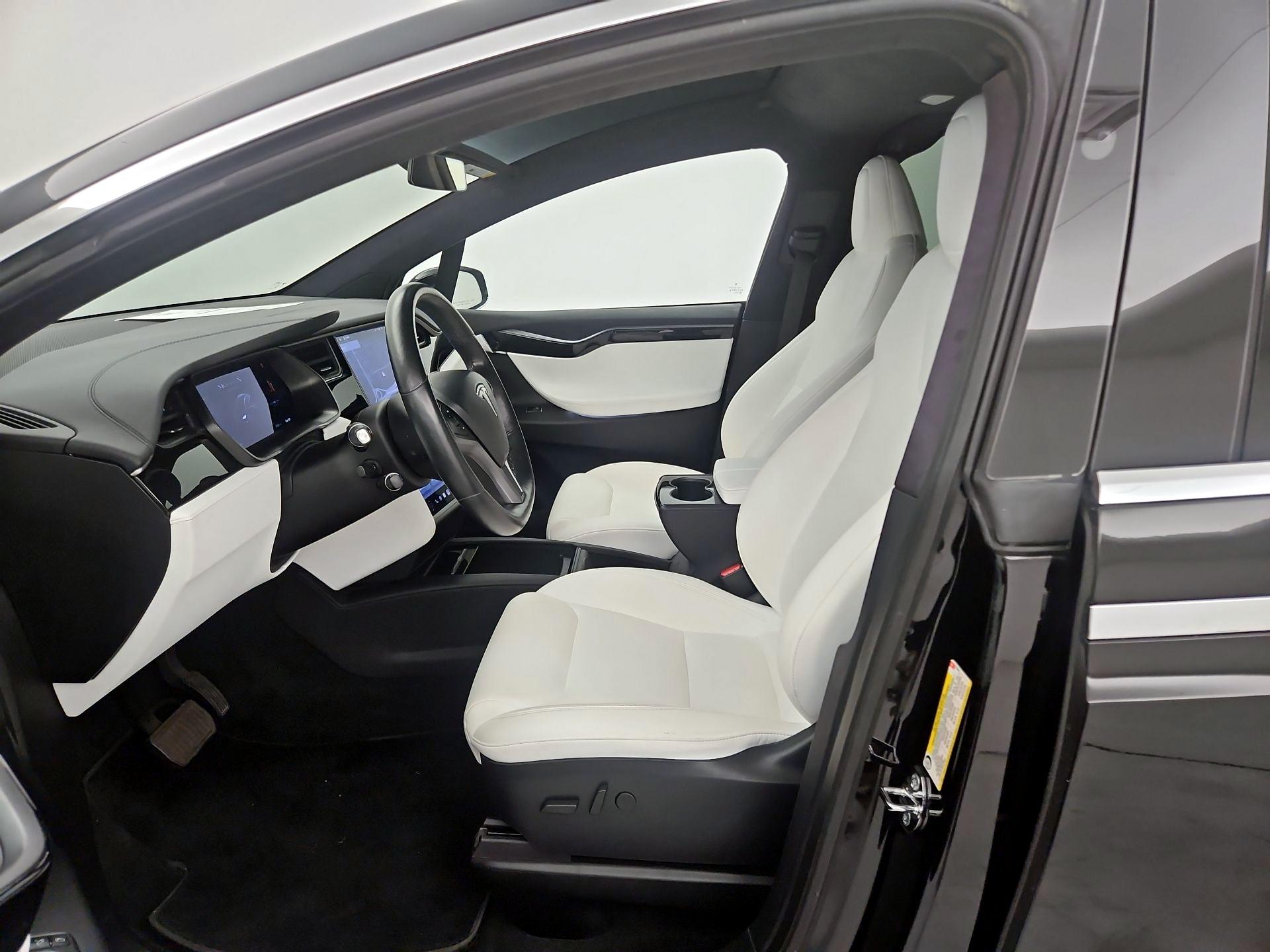 Thumbnail: 2020 Tesla Model X - 11