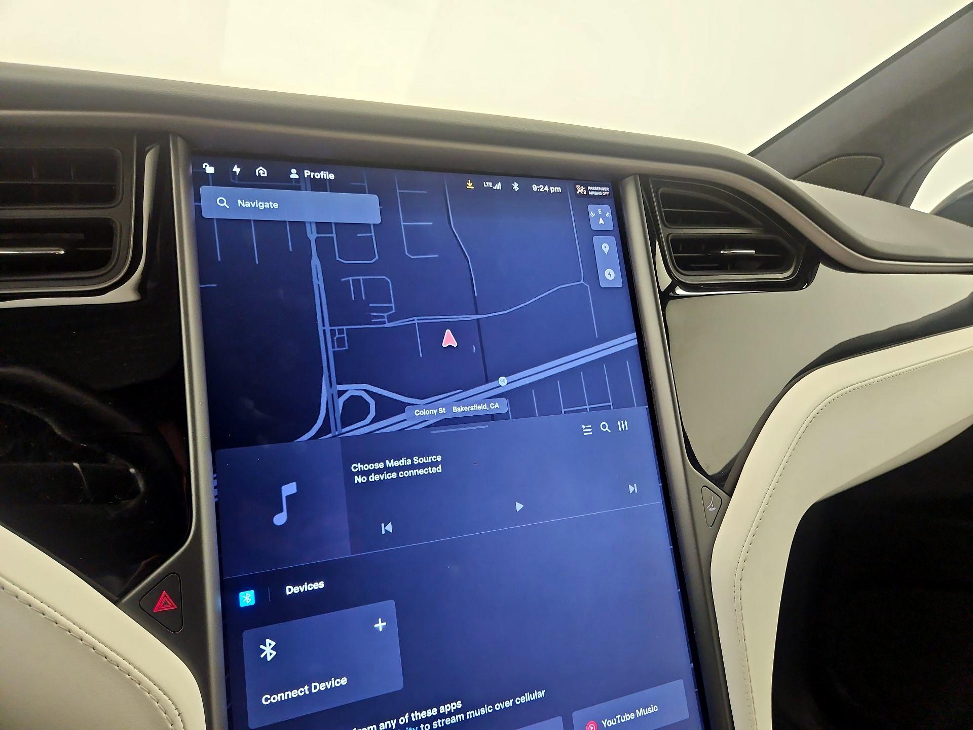 Thumbnail: 2020 Tesla Model X - 13