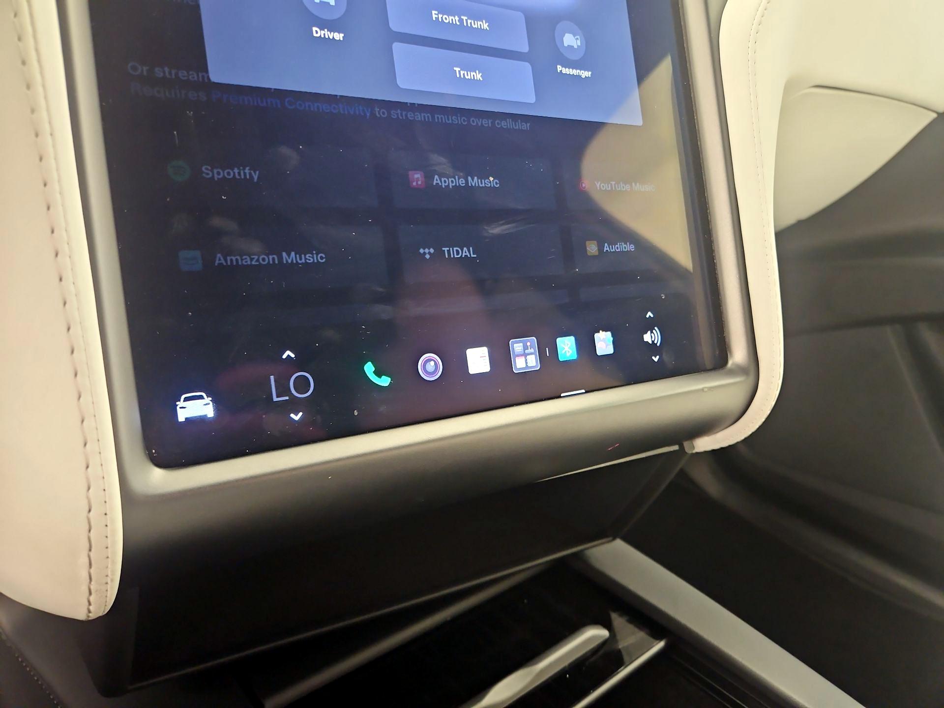 Thumbnail: 2020 Tesla Model X - 16
