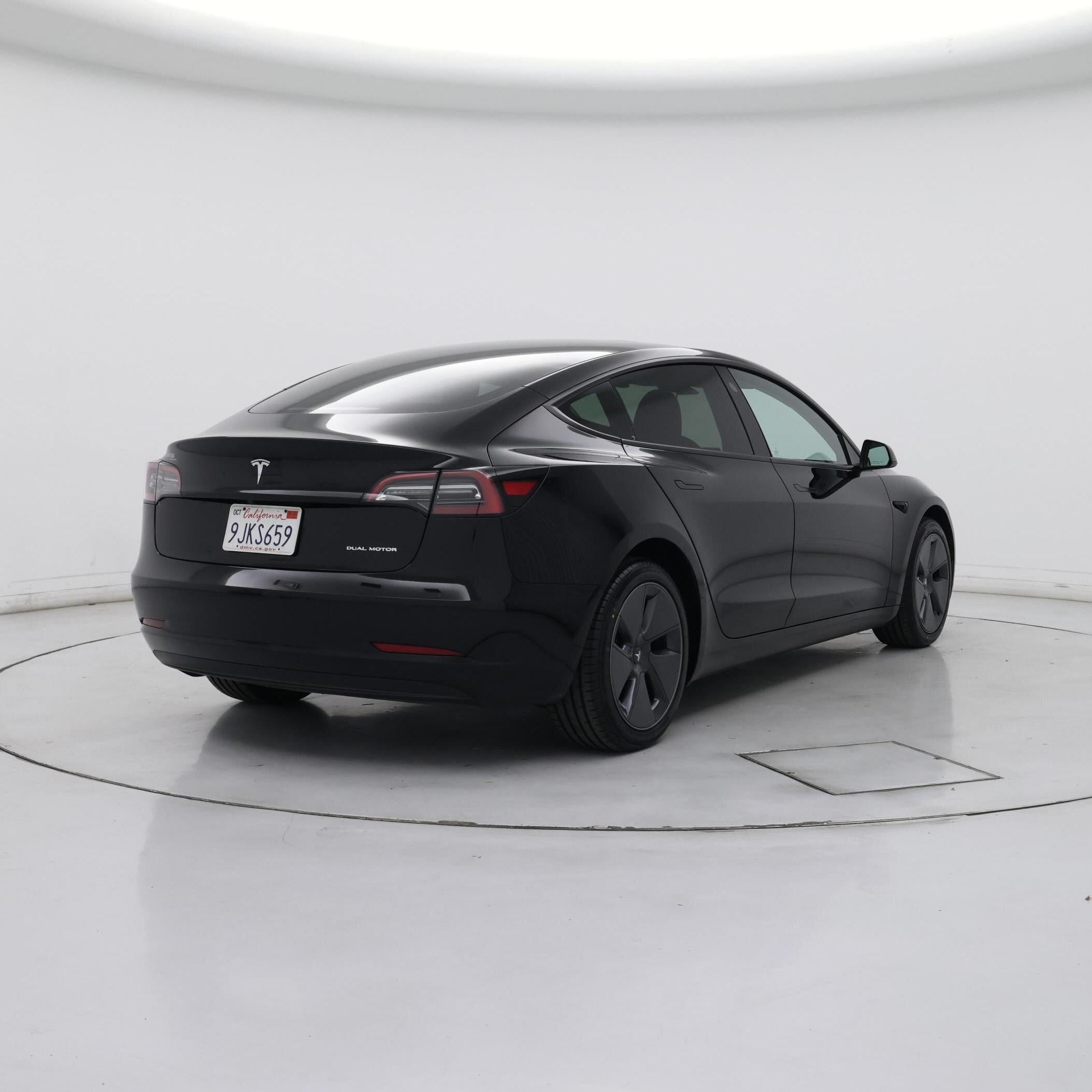 Thumbnail: 2023 Tesla Model 3 - 8