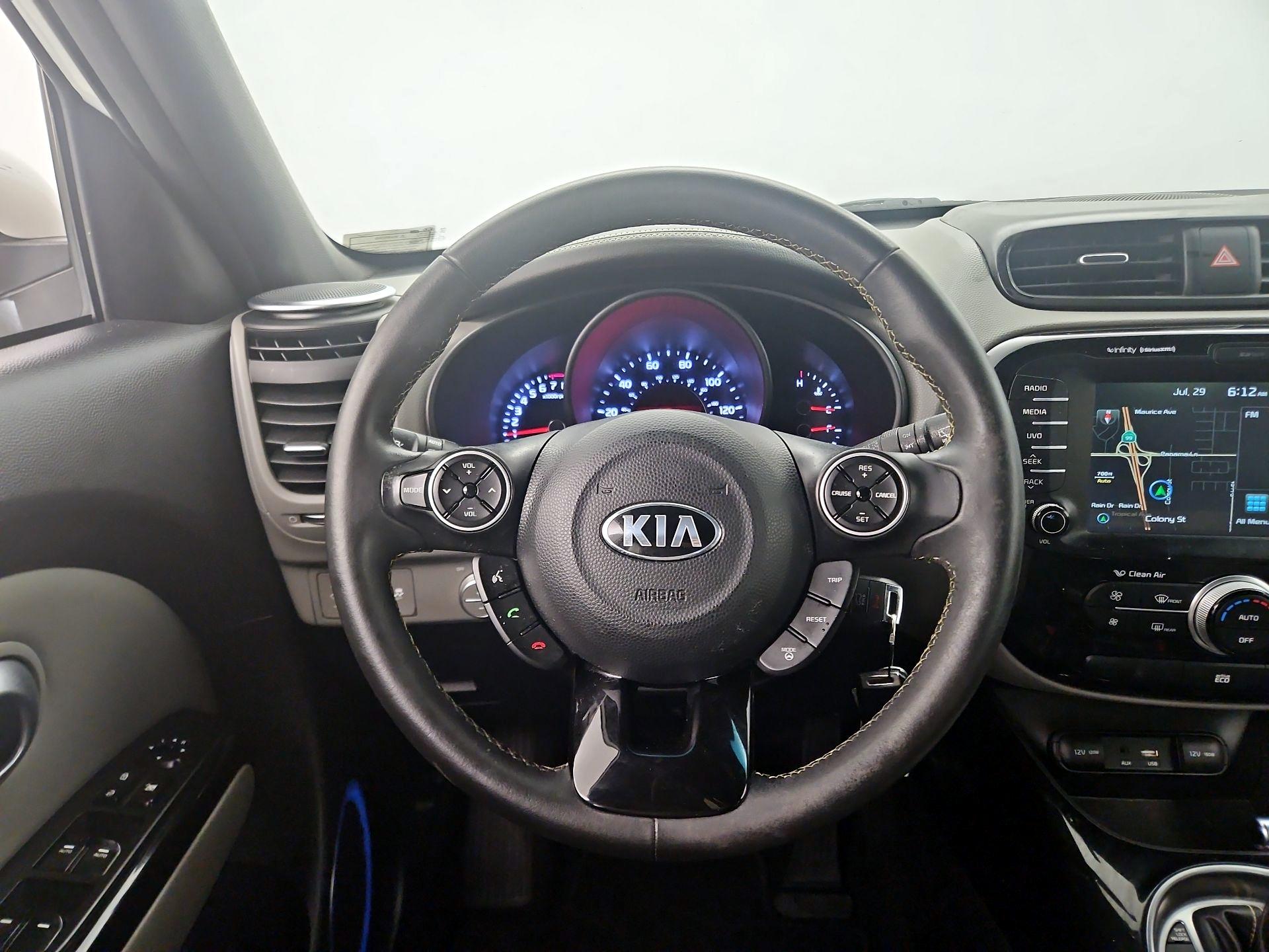 Thumbnail: 2016 Kia Soul - 10
