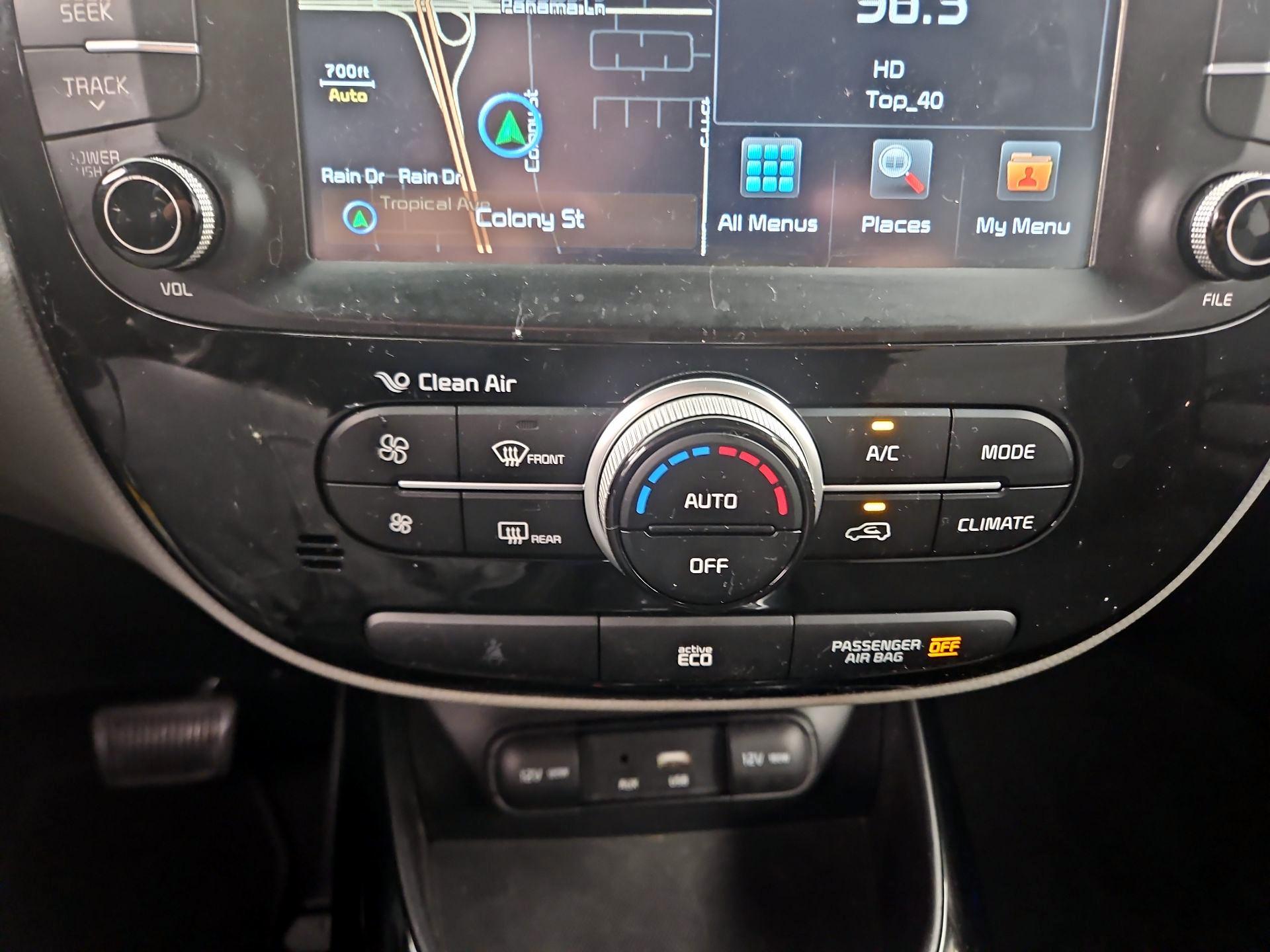 Thumbnail: 2016 Kia Soul - 16