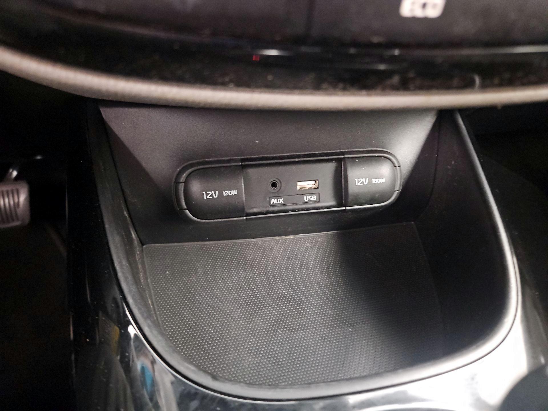 Thumbnail: 2016 Kia Soul - 18