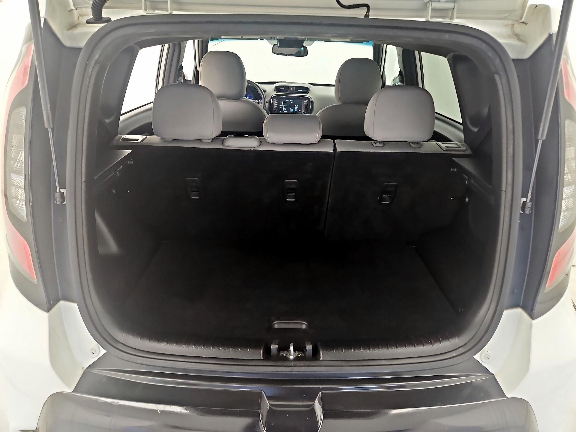 Thumbnail: 2016 Kia Soul - 20