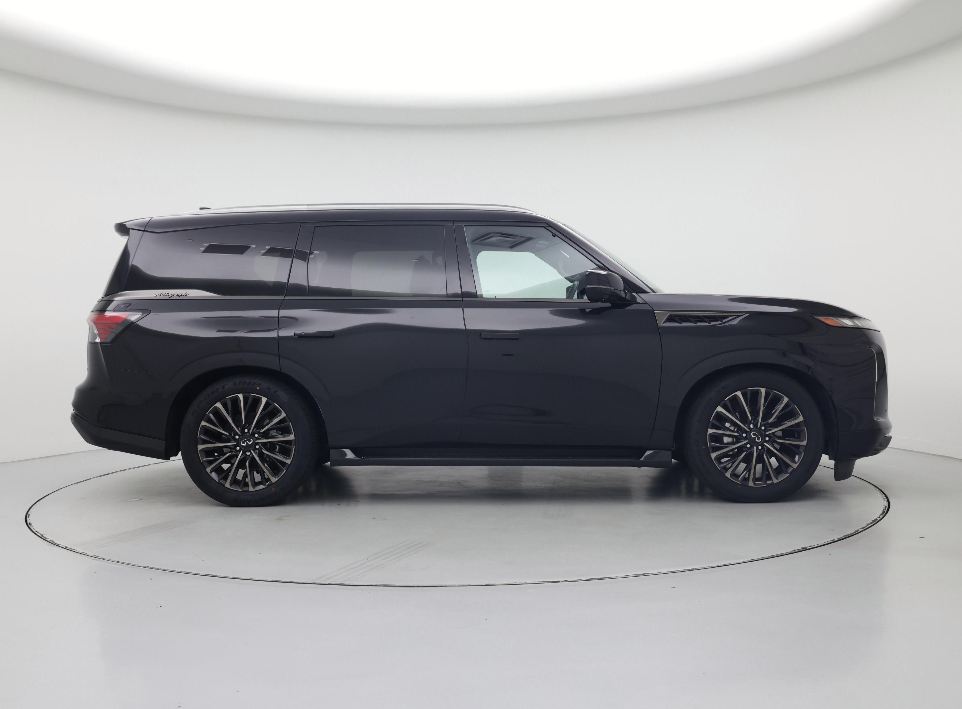 Thumbnail: 2025 INFINITI QX80 - 7
