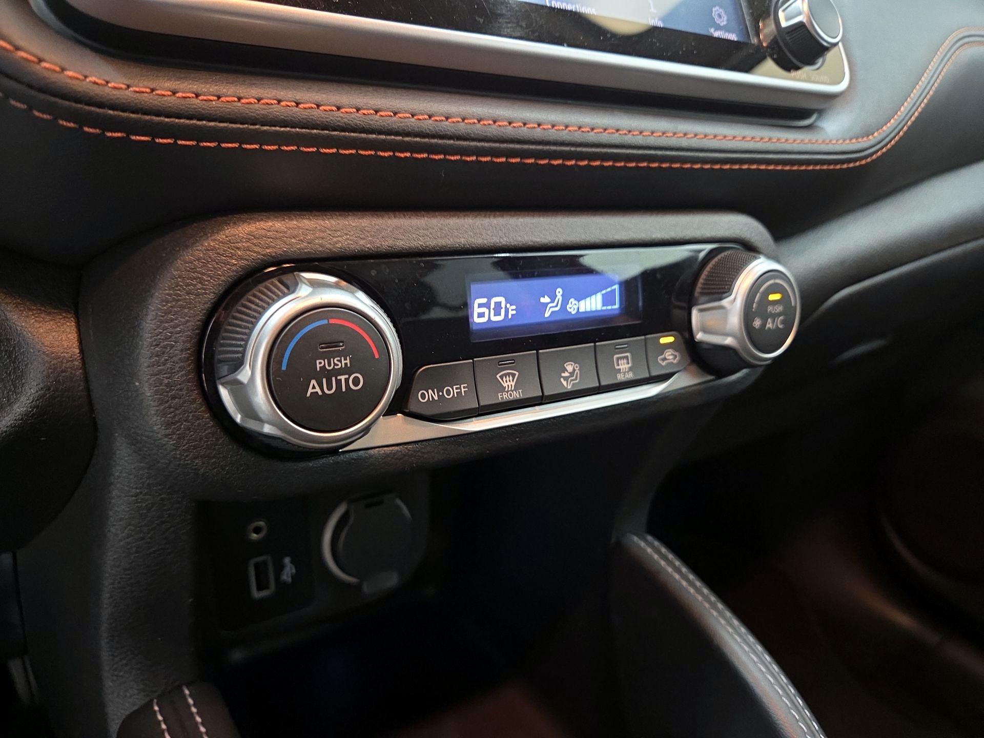 Thumbnail: 2020 Nissan Kicks - 15