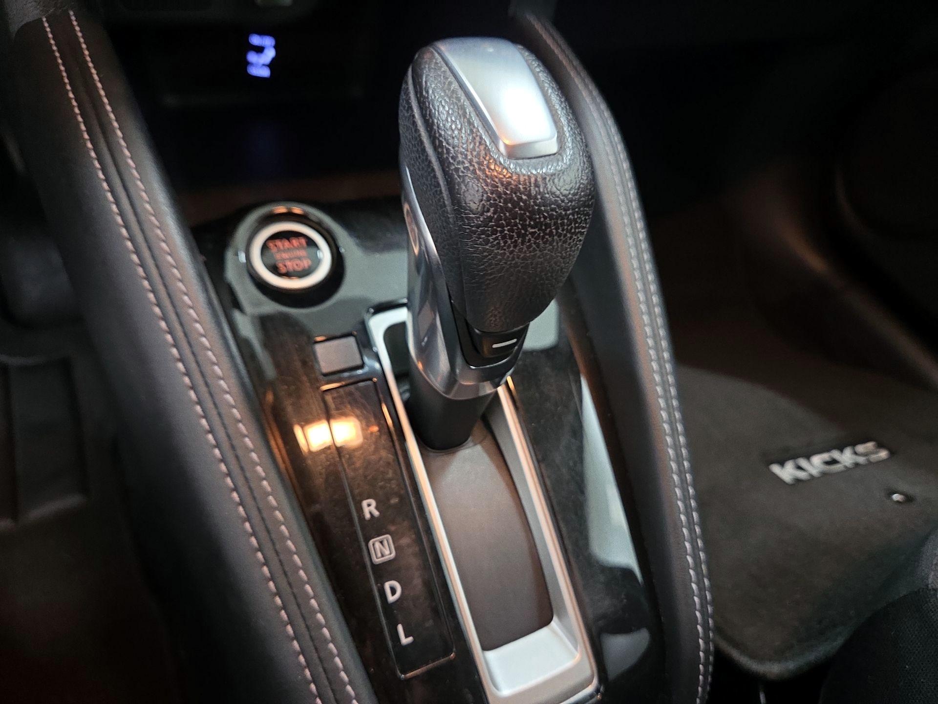 Thumbnail: 2020 Nissan Kicks - 16