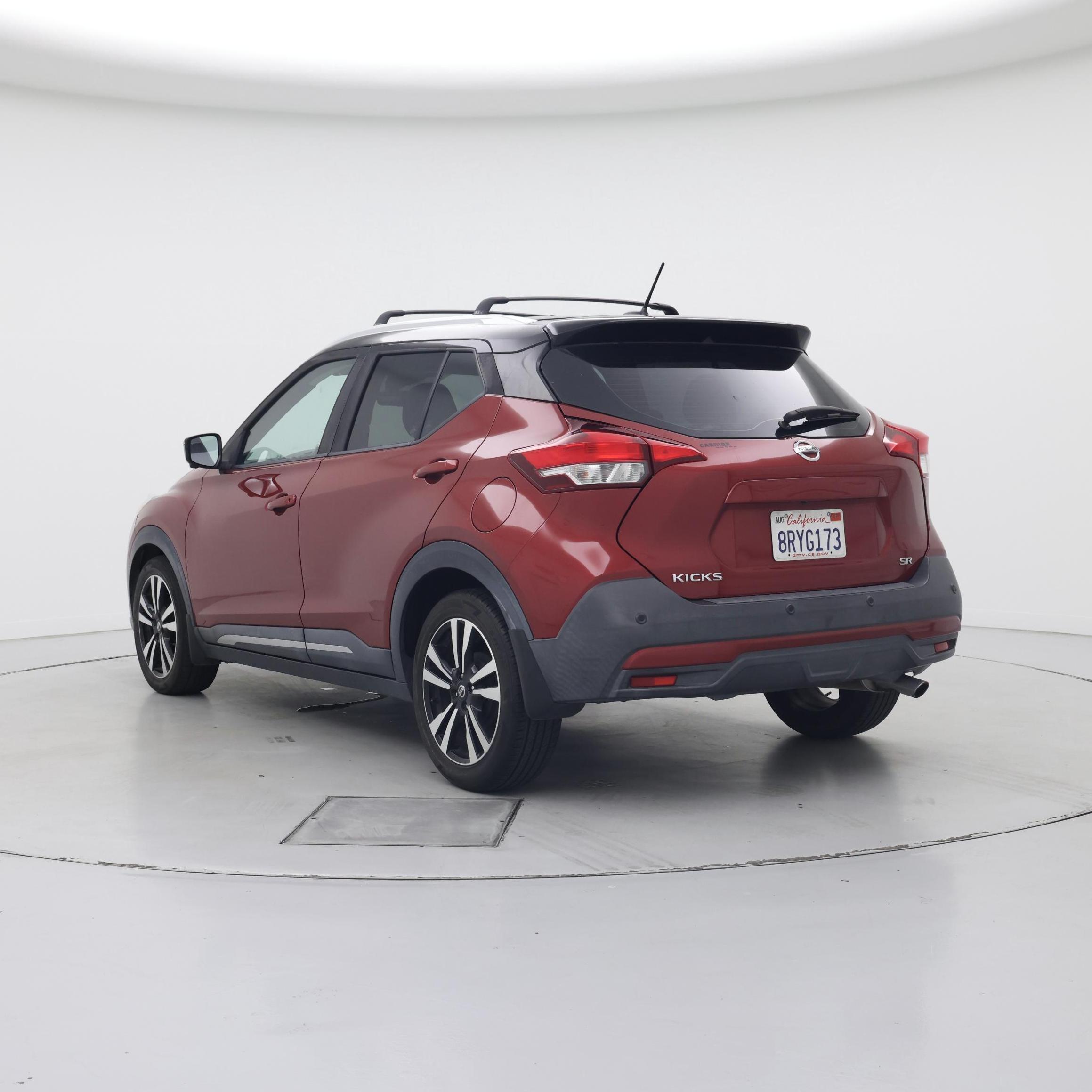 Thumbnail: 2020 Nissan Kicks - 2
