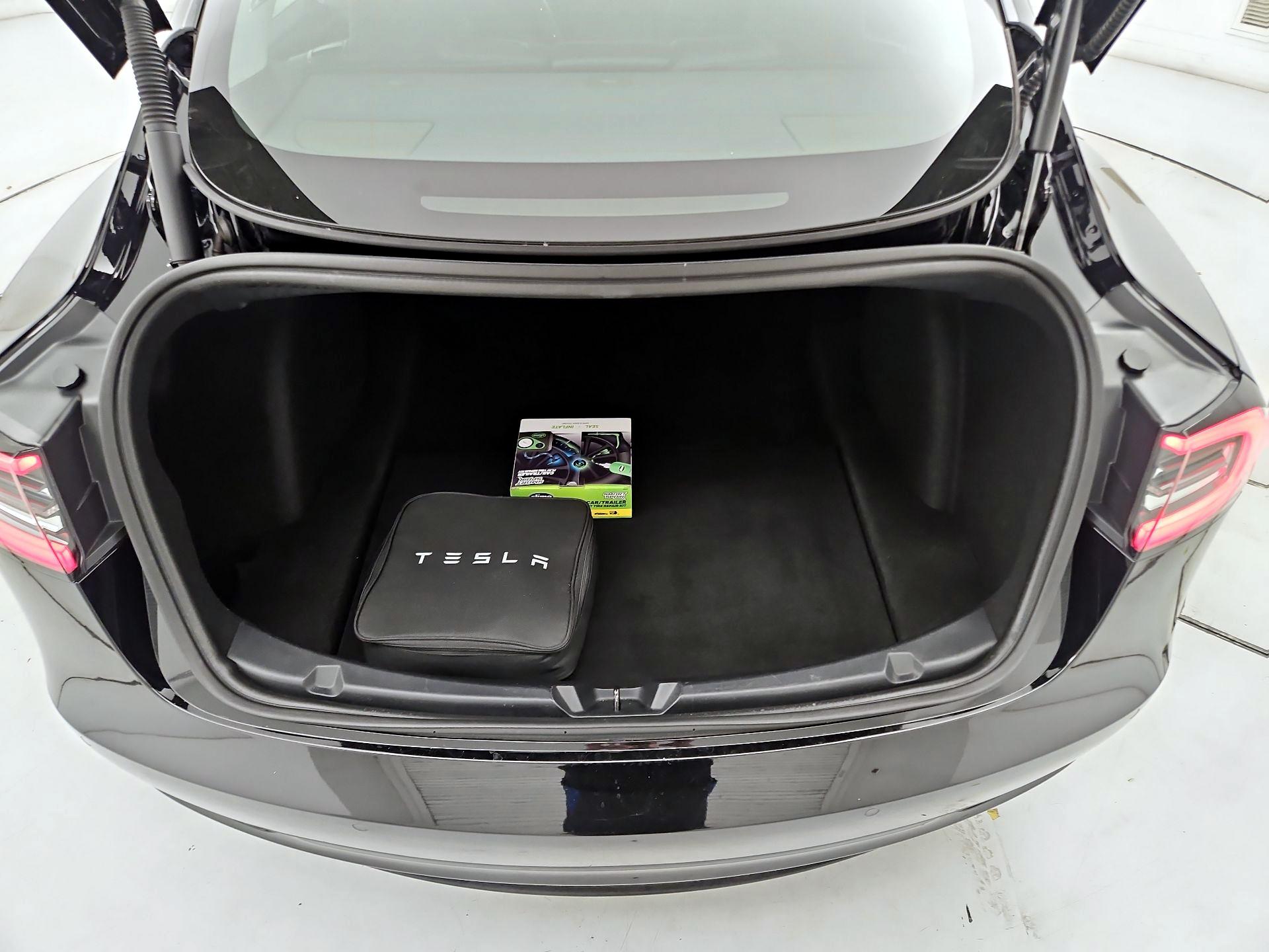 Thumbnail: 2022 Tesla Model 3 - 20