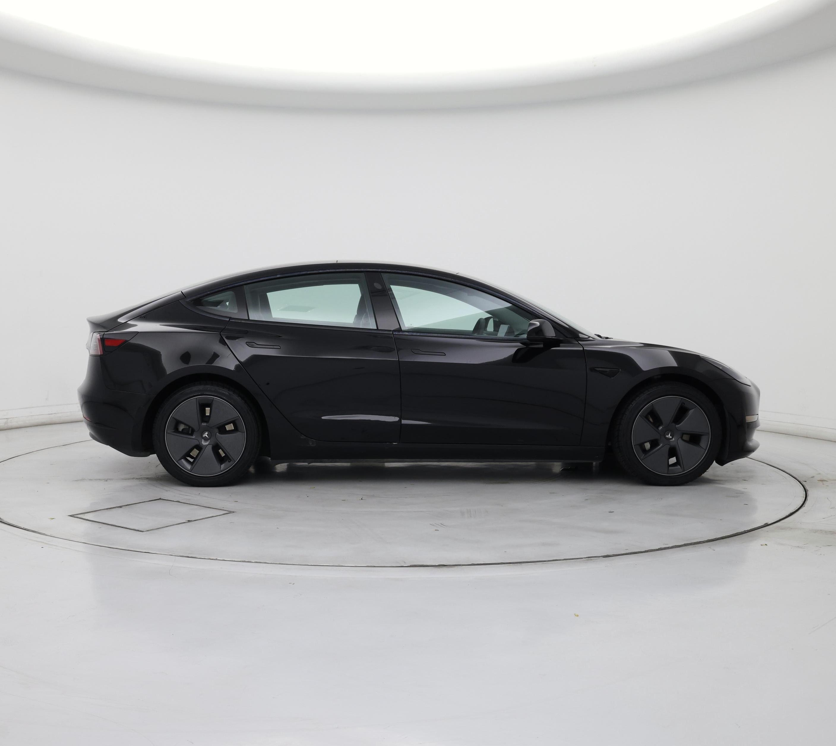 Thumbnail: 2022 Tesla Model 3 - 7