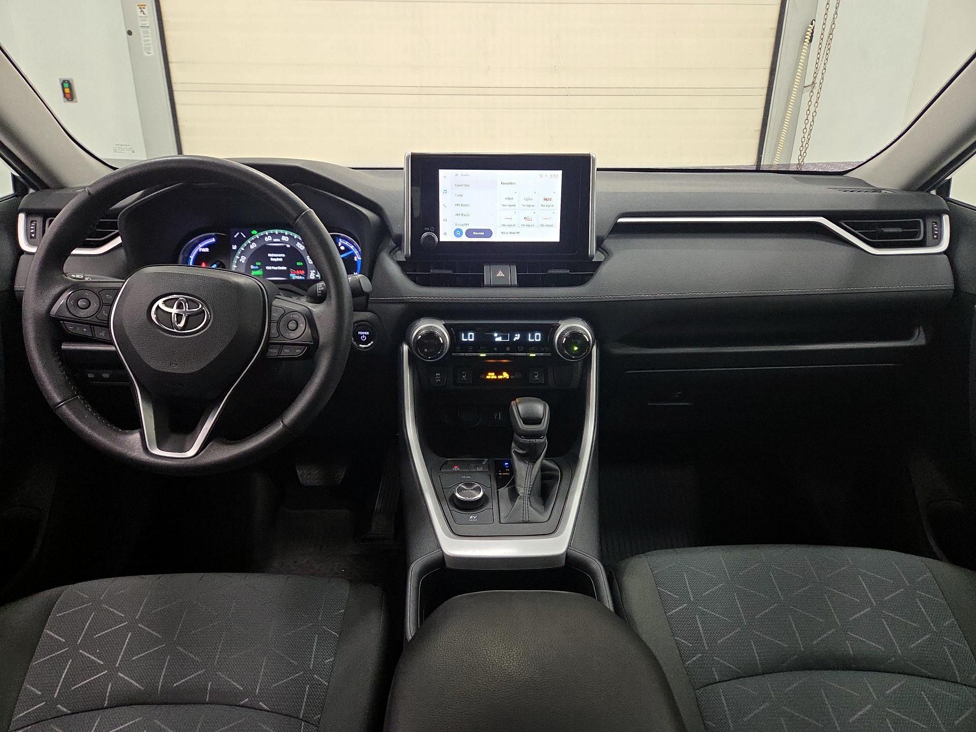 Thumbnail: 2024 Toyota RAV4 - 9