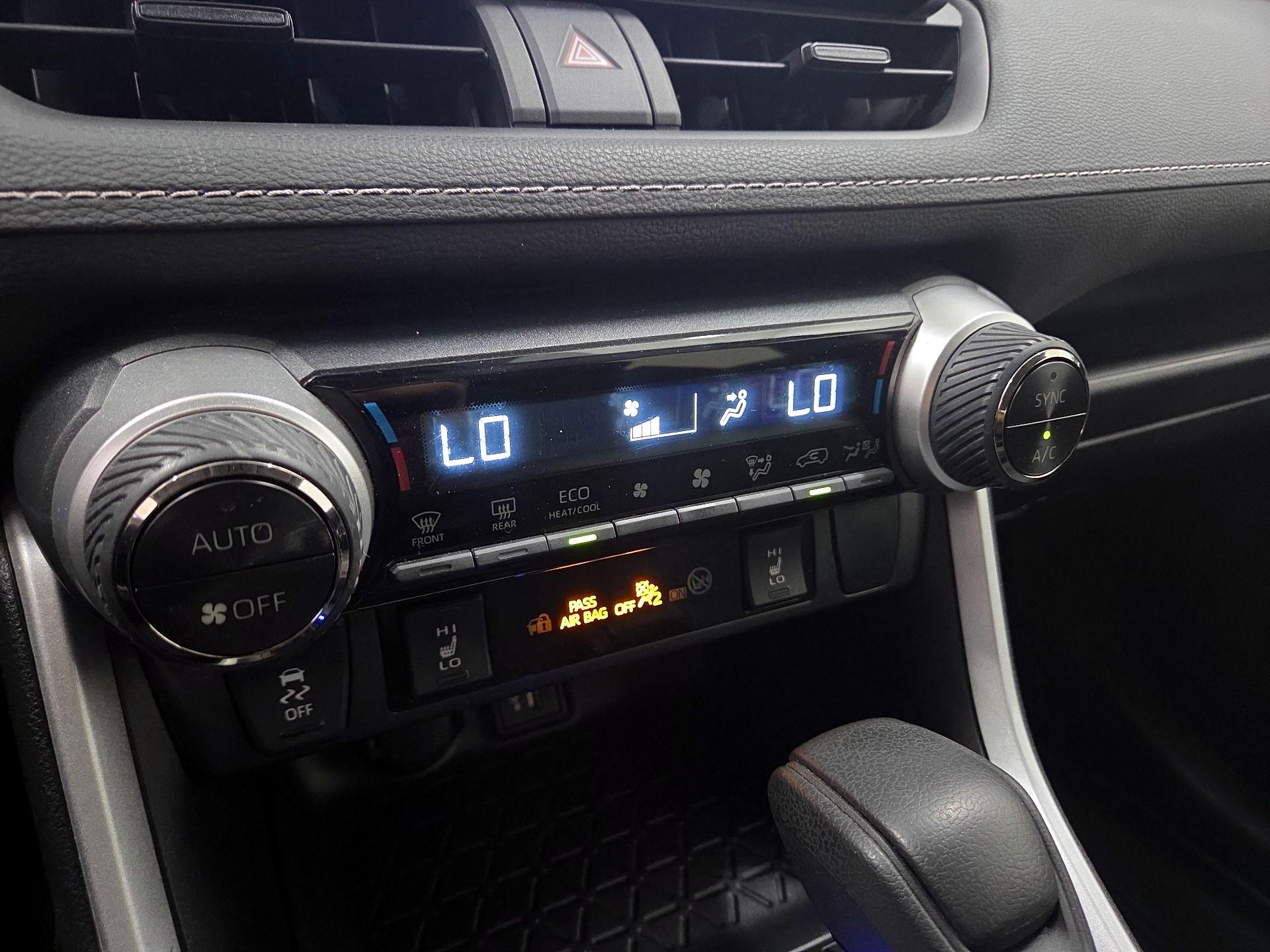Thumbnail: 2024 Toyota RAV4 - 16