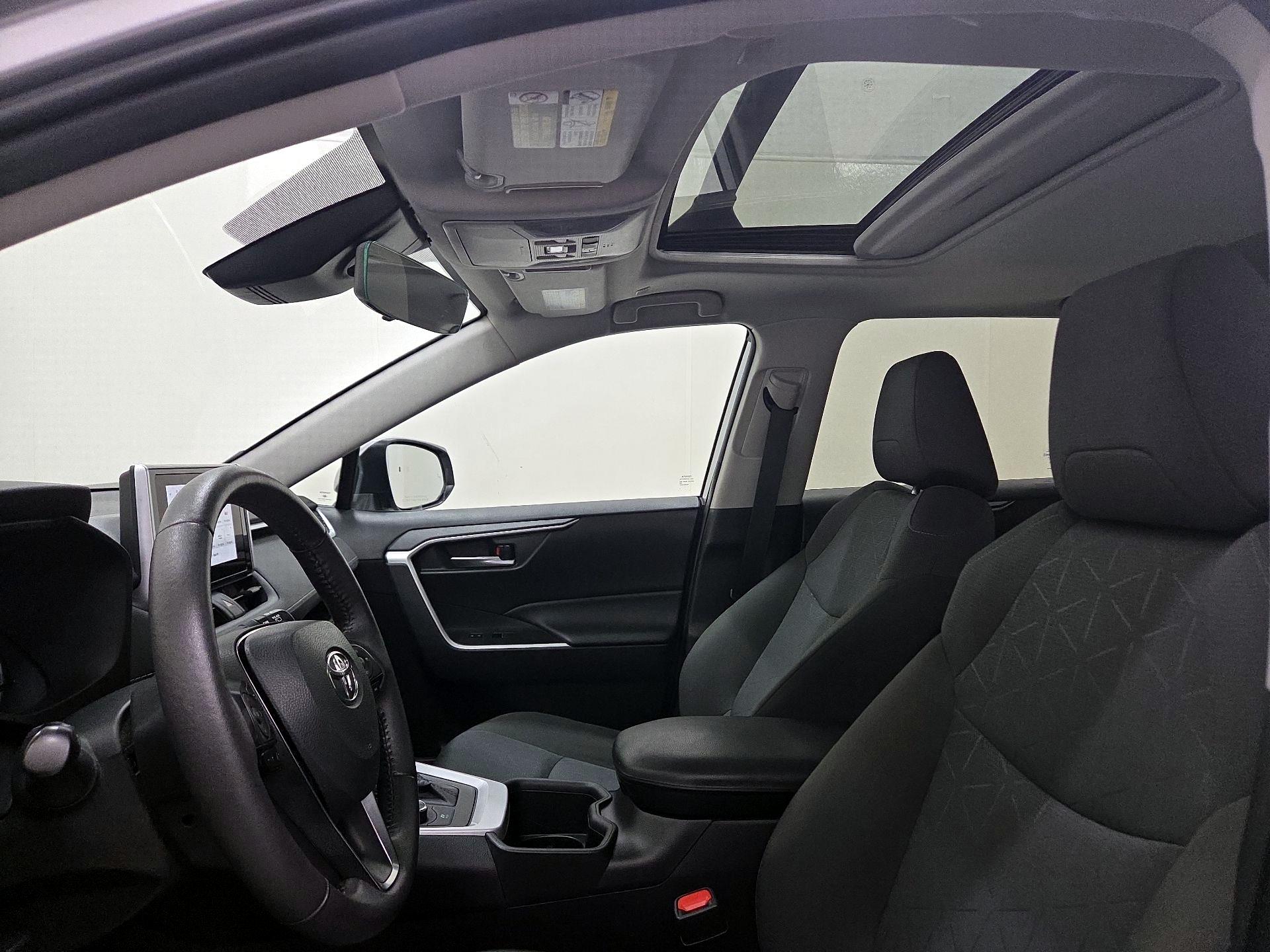 Thumbnail: 2024 Toyota RAV4 - 19