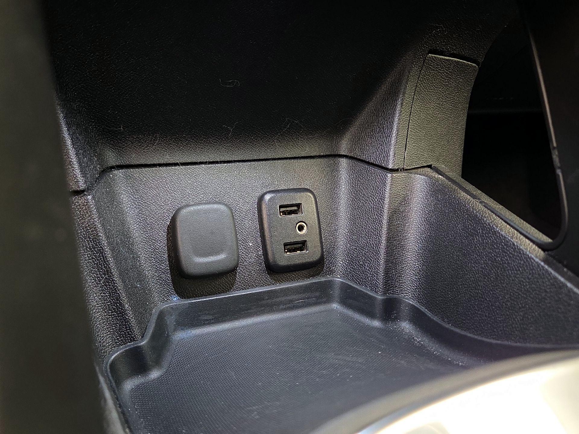 Thumbnail: 2017 Chevrolet Volt - 19
