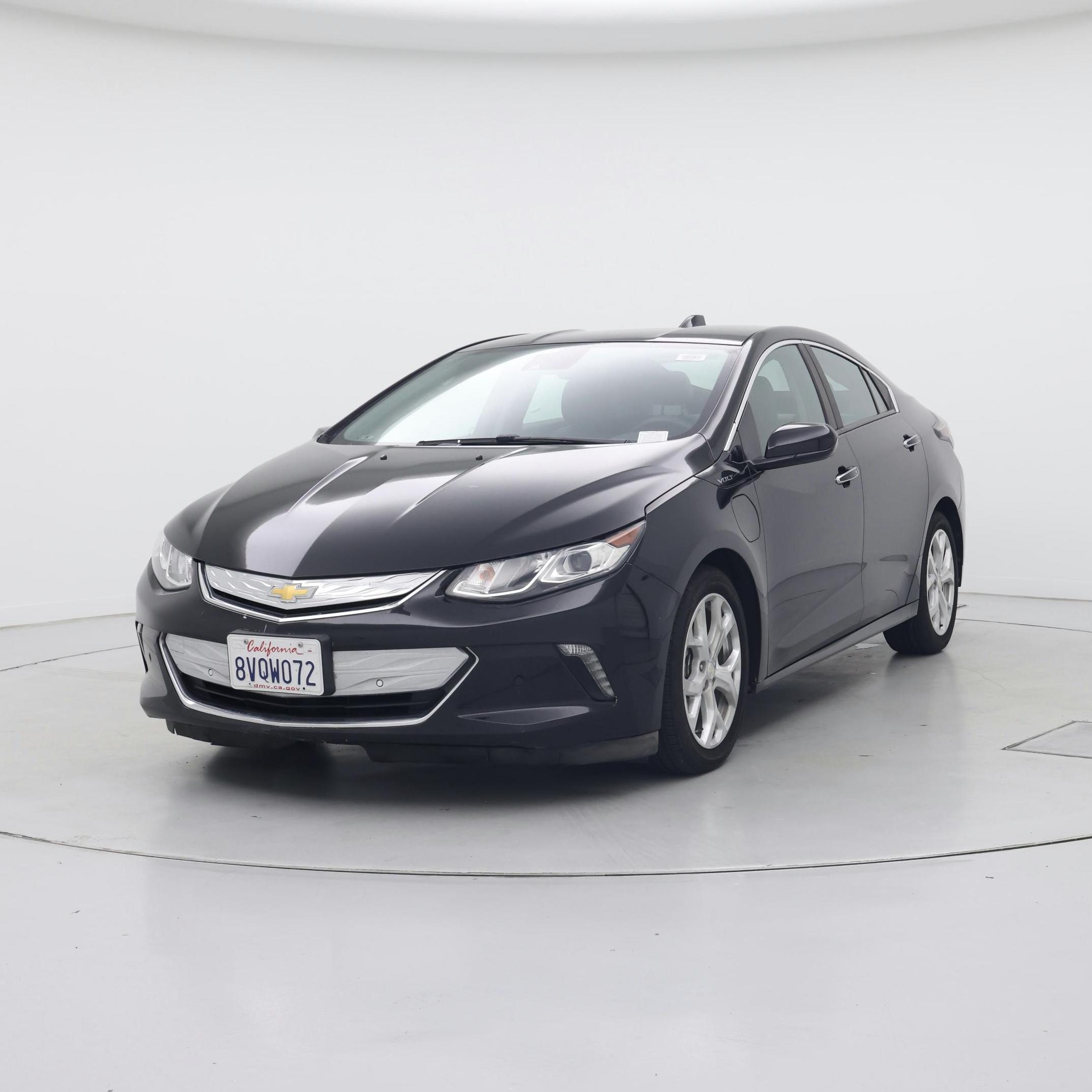 Thumbnail: 2017 Chevrolet Volt - 4