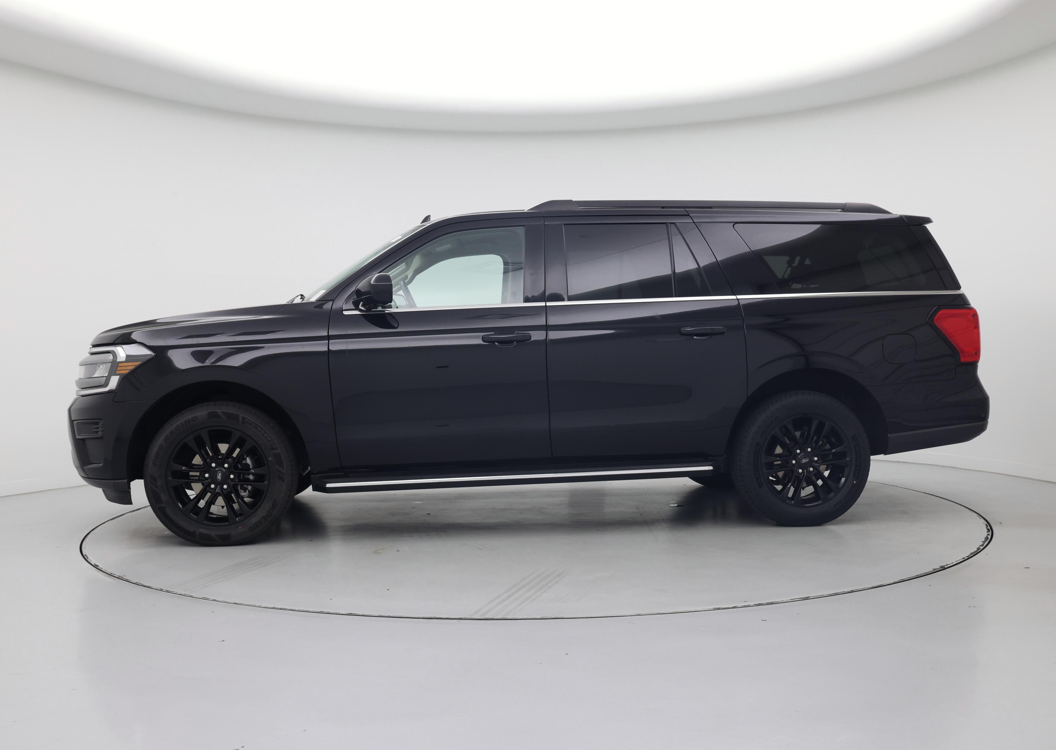 Thumbnail: 2022 Ford Expedition MAX - 3