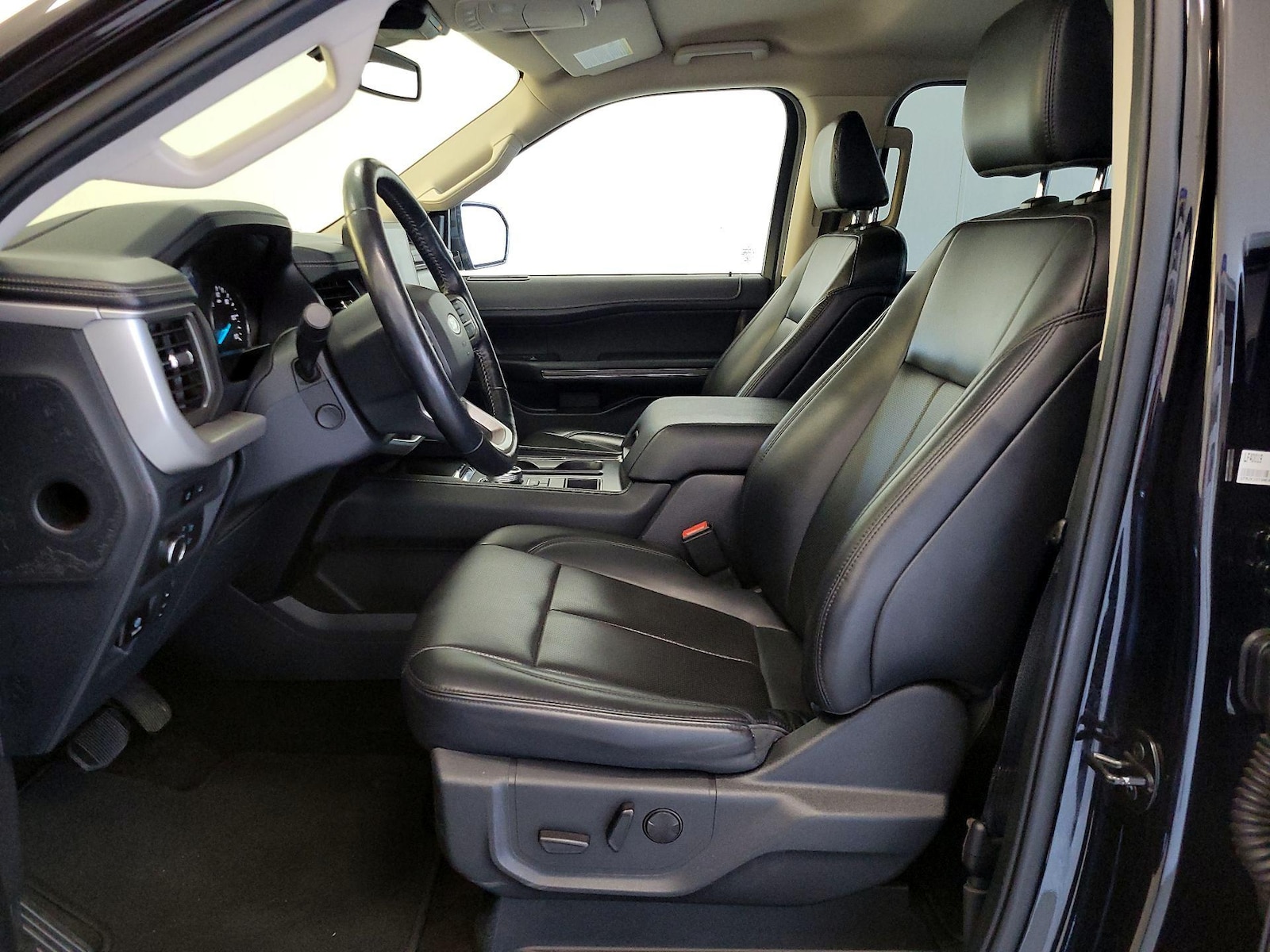 2022 Ford Expedition XLT - Photo 12