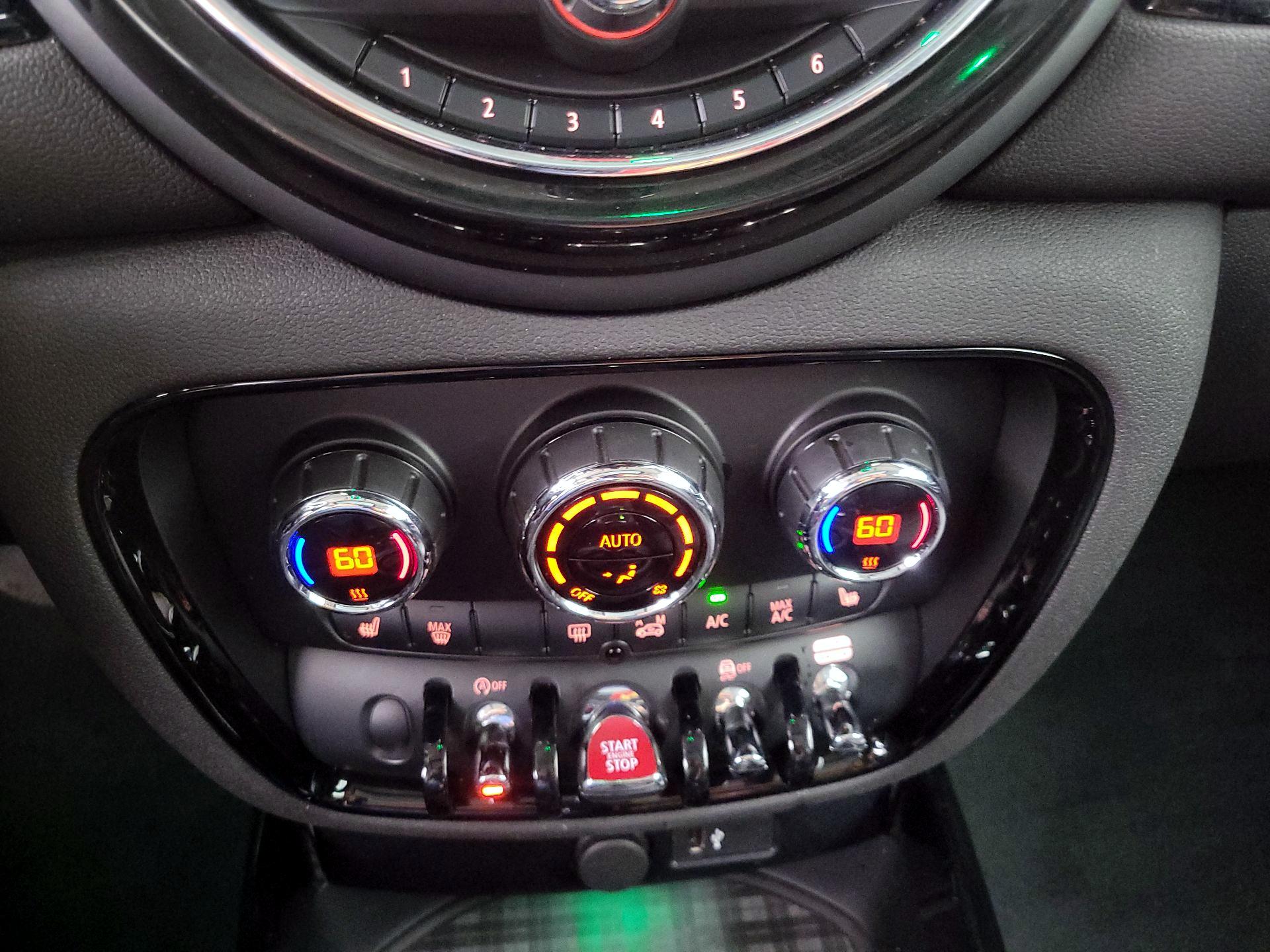 Thumbnail: 2019 MINI Cooper Clubman - 16