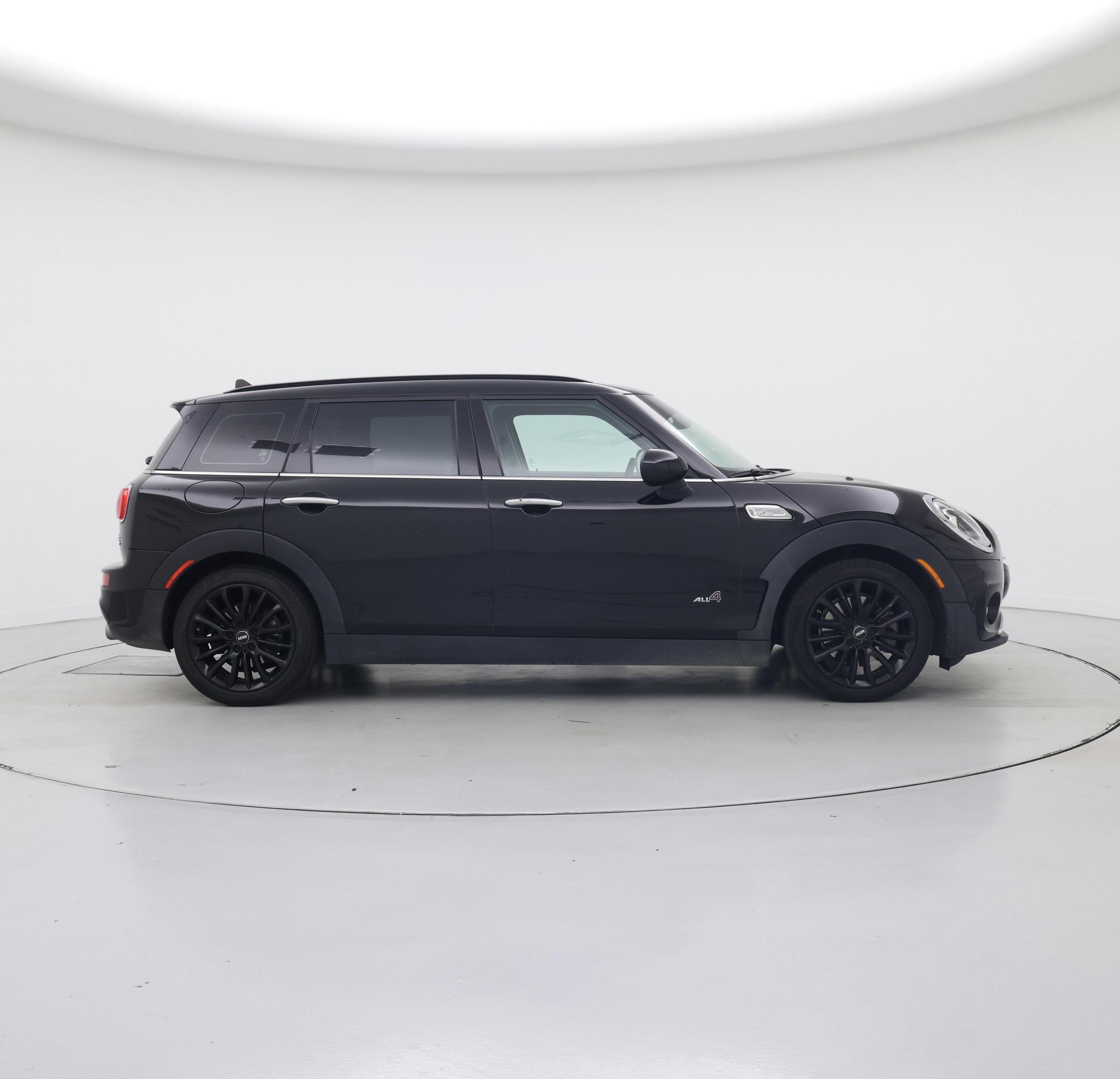 Thumbnail: 2019 MINI Cooper Clubman - 7
