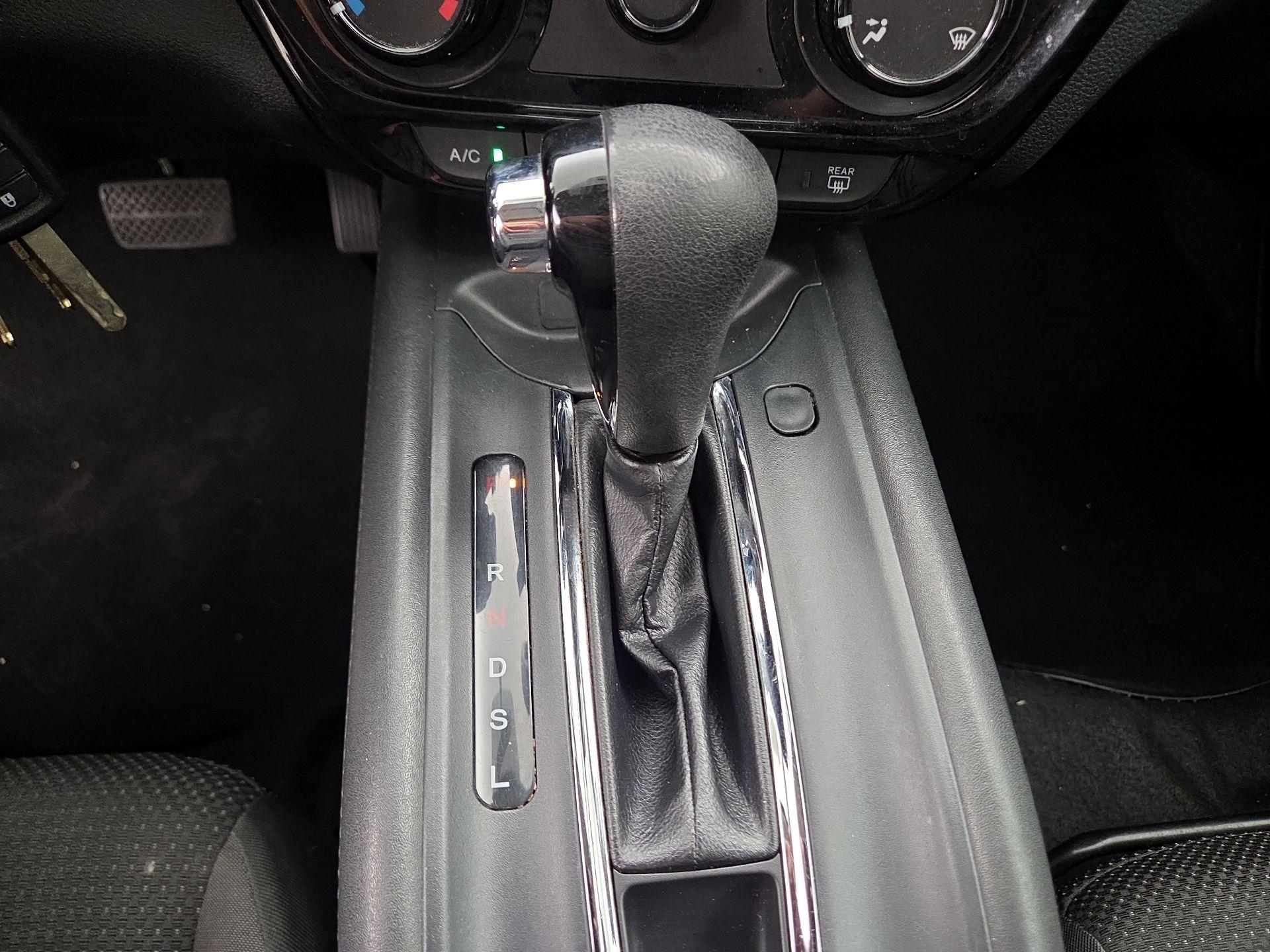 Thumbnail: 2019 Honda HR-V - 17