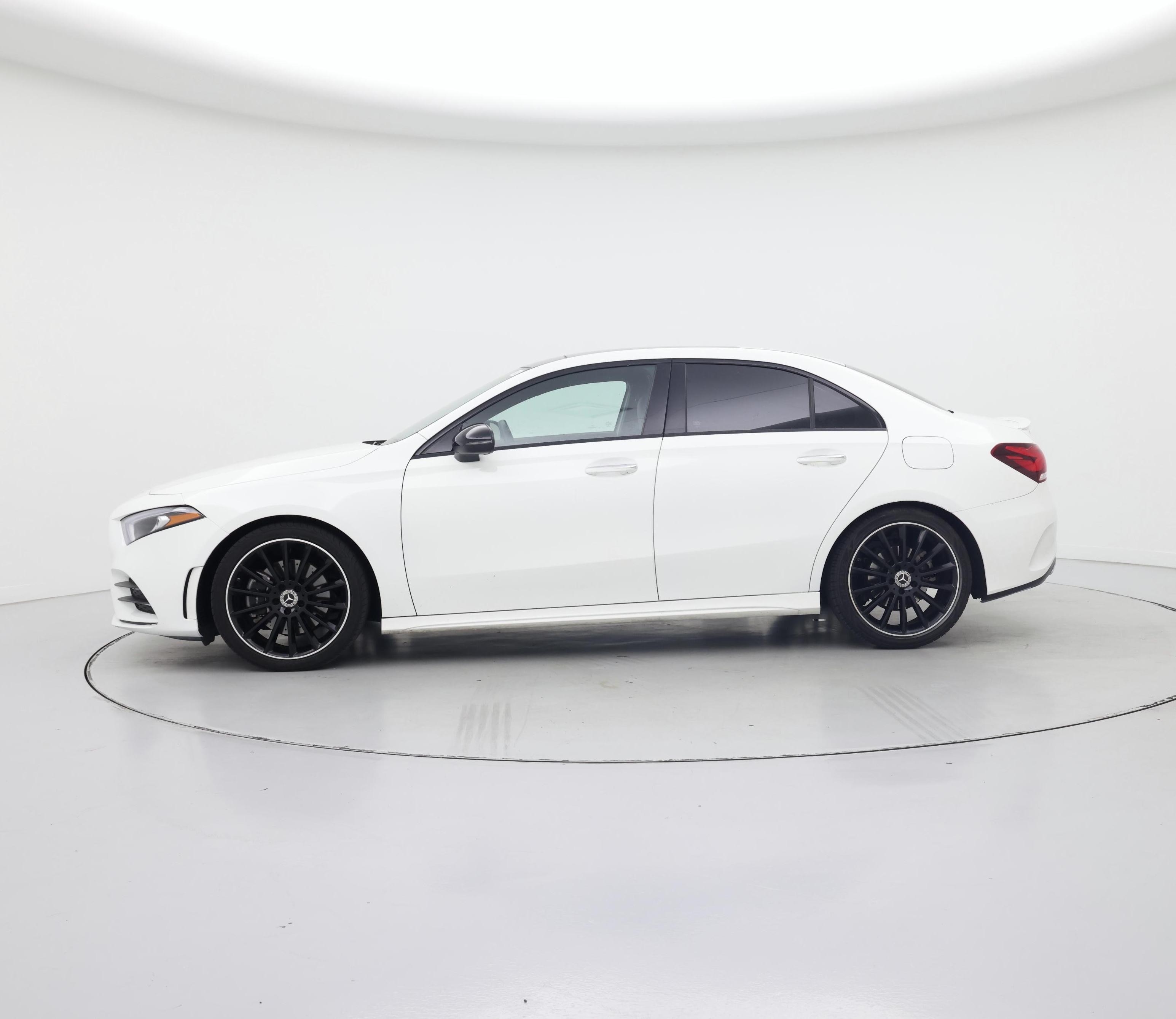 Thumbnail: 2019 Mercedes-Benz A-Class - 3