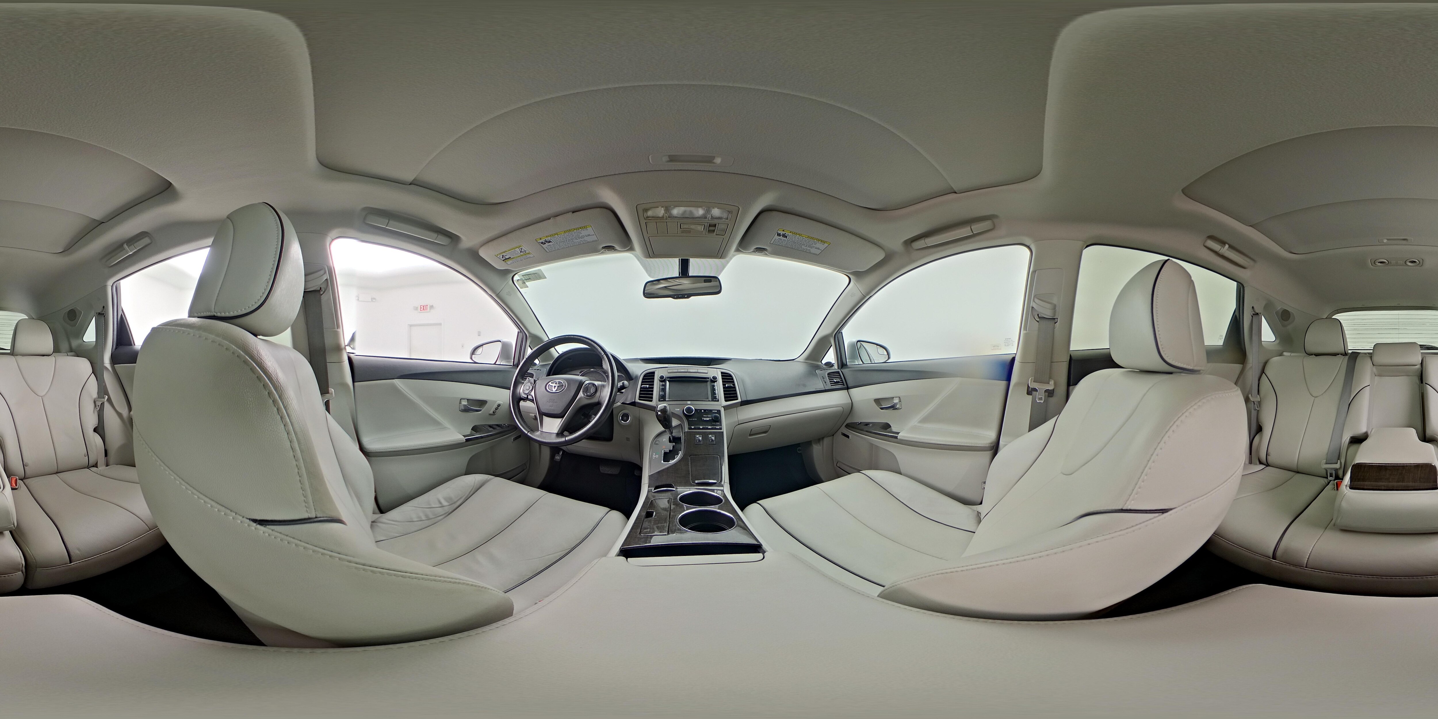 2014 Toyota Venza XLE - Photo 25