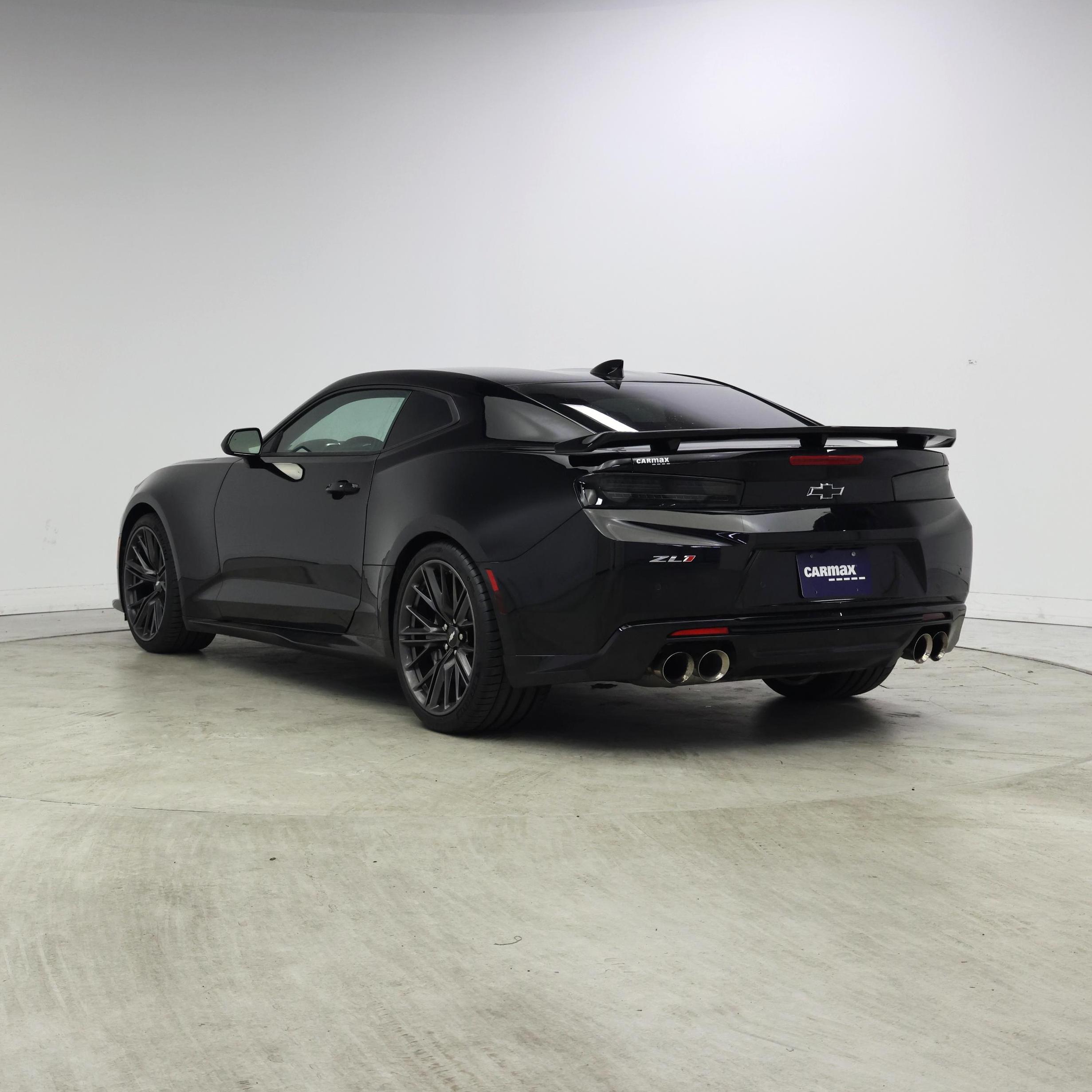 Thumbnail: 2017 Chevrolet Camaro - 2
