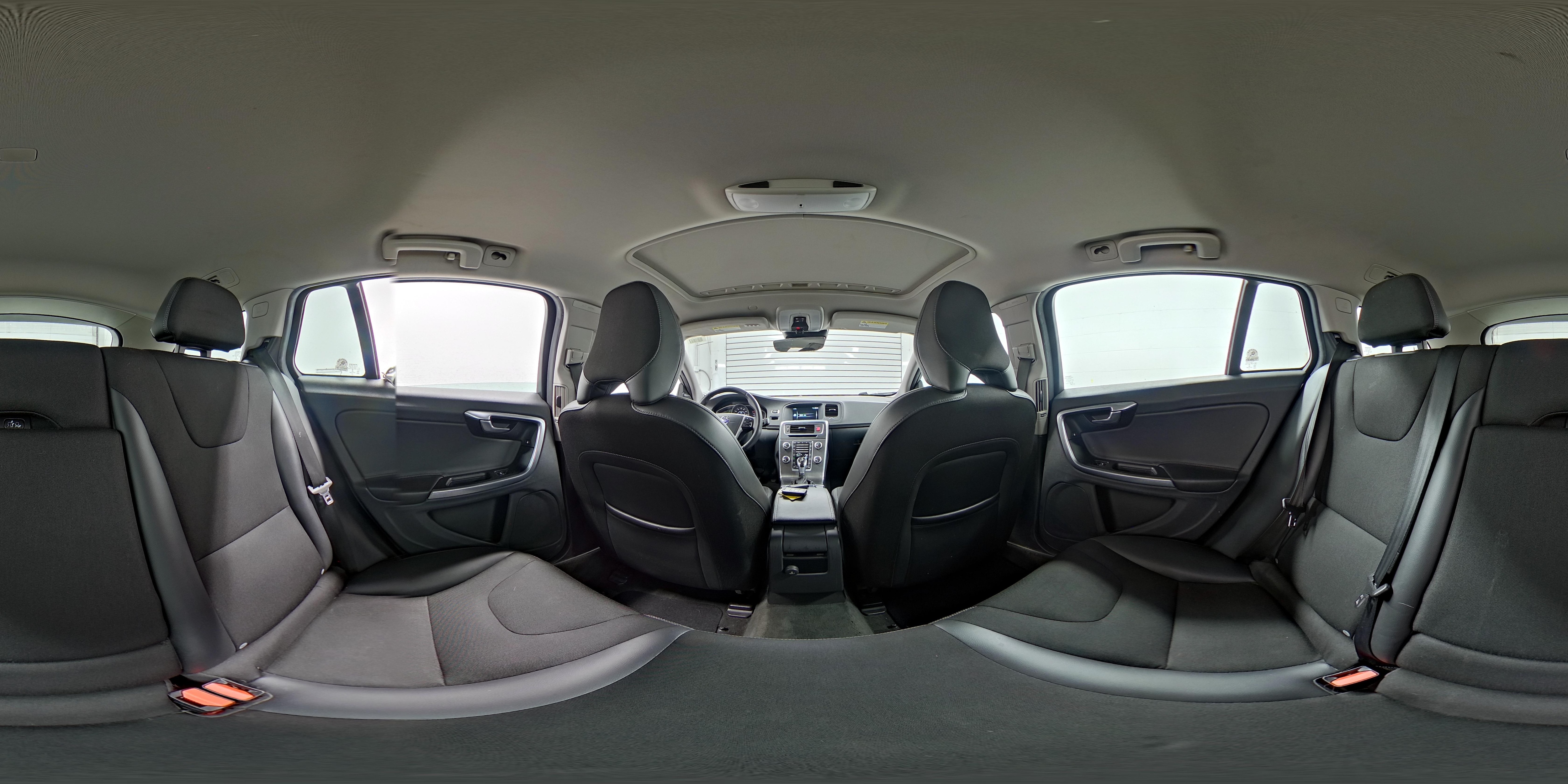 2015 Volvo V60 Base - Photo 25
