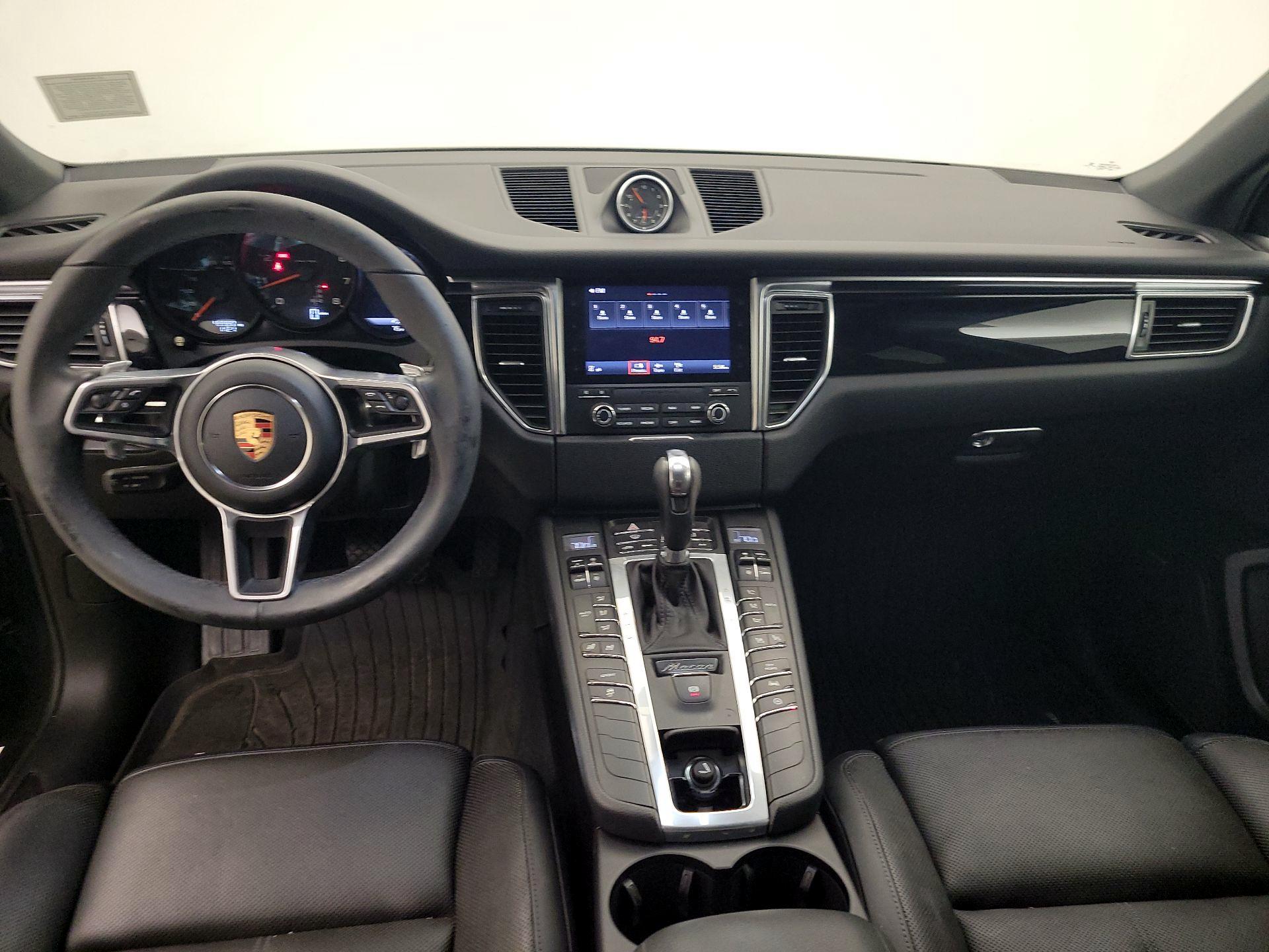 Thumbnail: 2018 Porsche Macan - 9