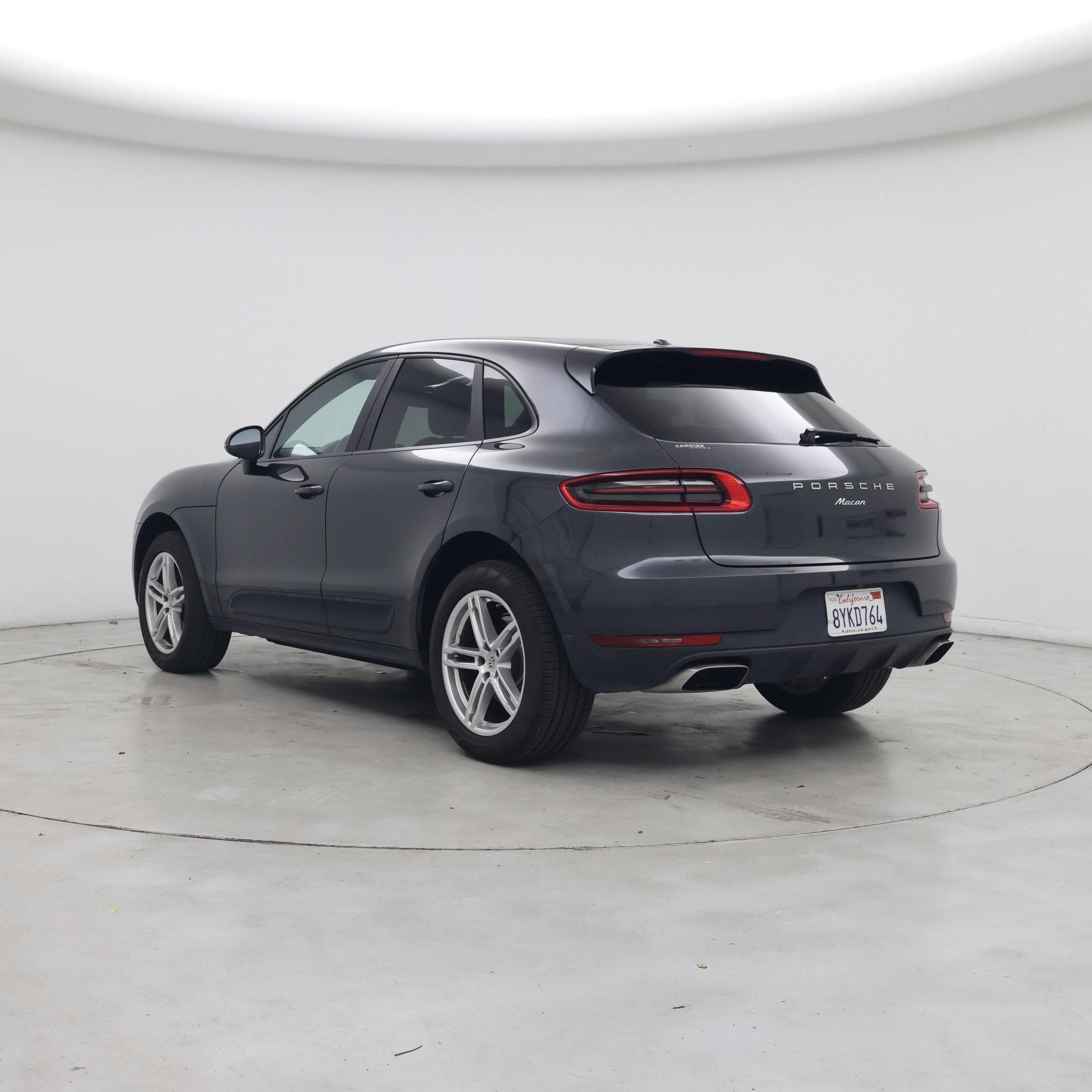 Thumbnail: 2018 Porsche Macan - 2