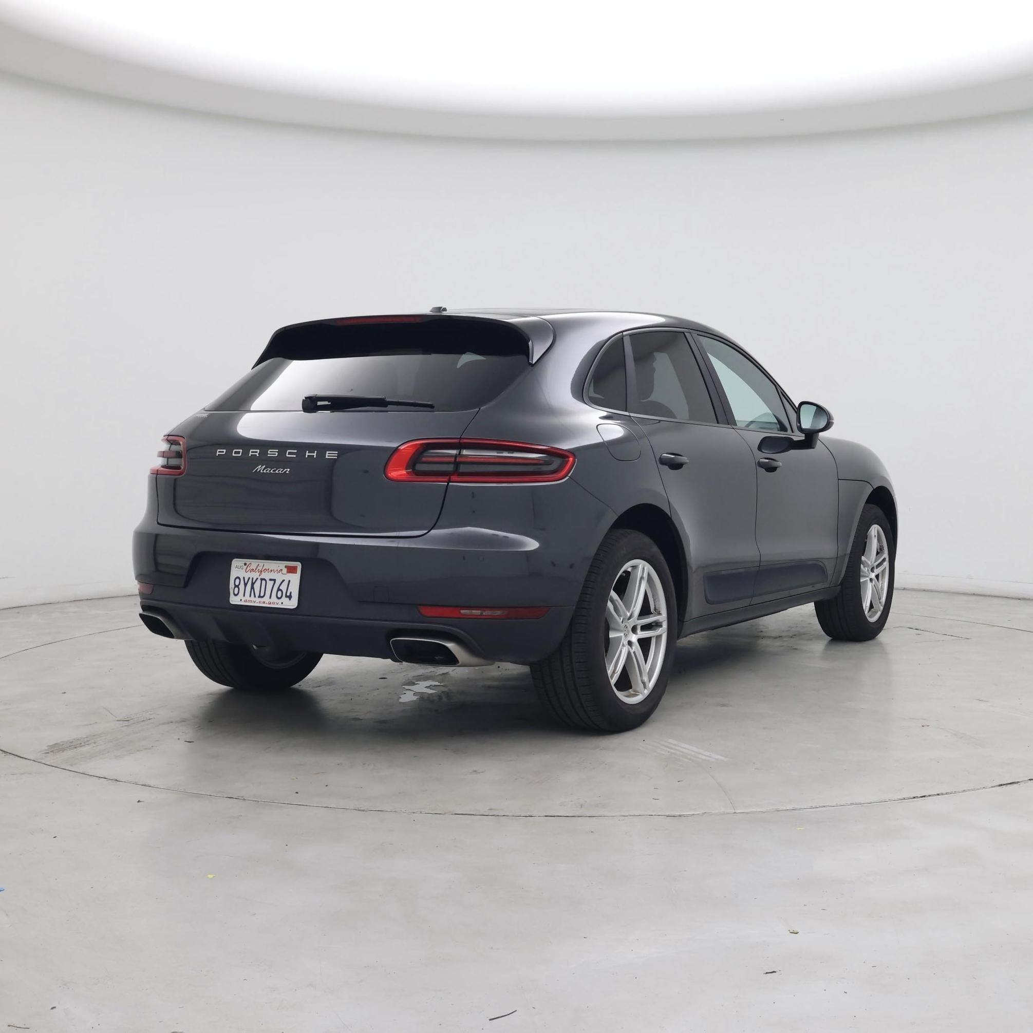 Thumbnail: 2018 Porsche Macan - 8