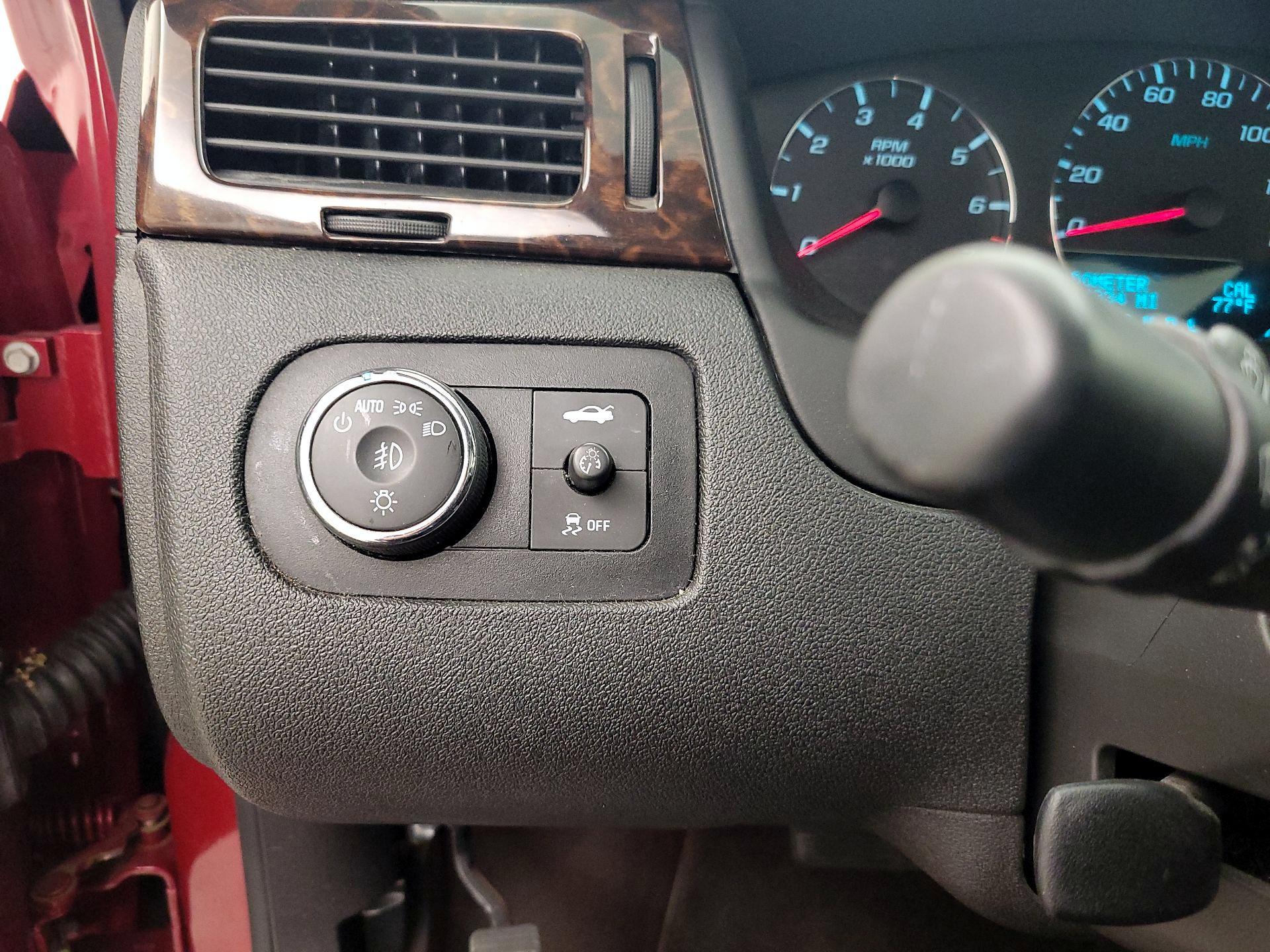 Thumbnail: 2015 Chevrolet Impala - 13