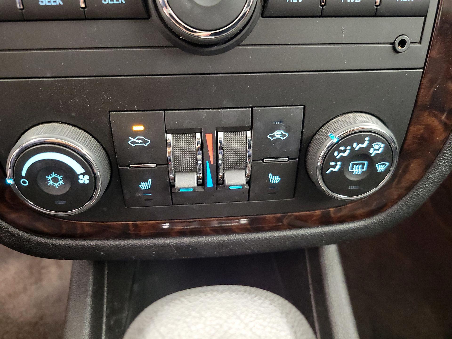 Thumbnail: 2015 Chevrolet Impala - 15