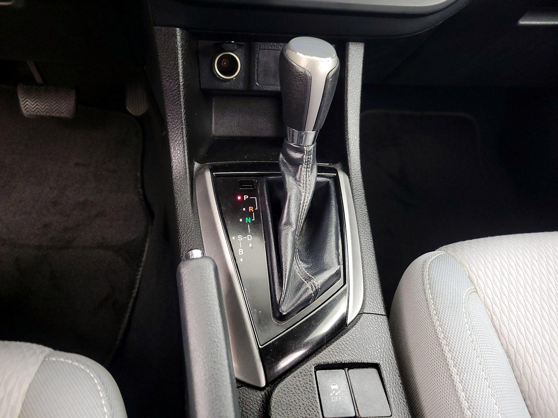 Thumbnail: 2014 Toyota Corolla - 17