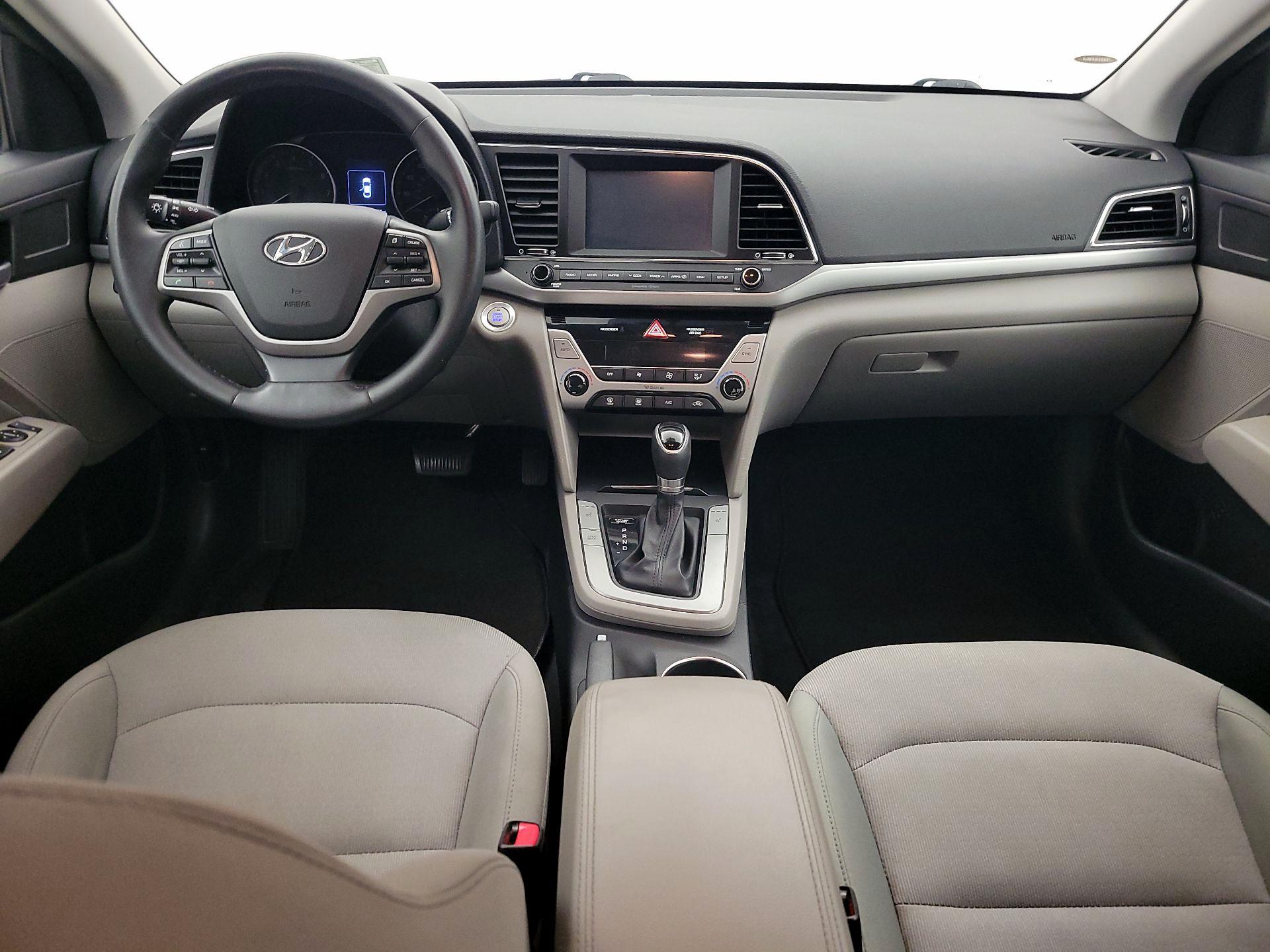 Thumbnail: 2017 Hyundai Elantra - 9