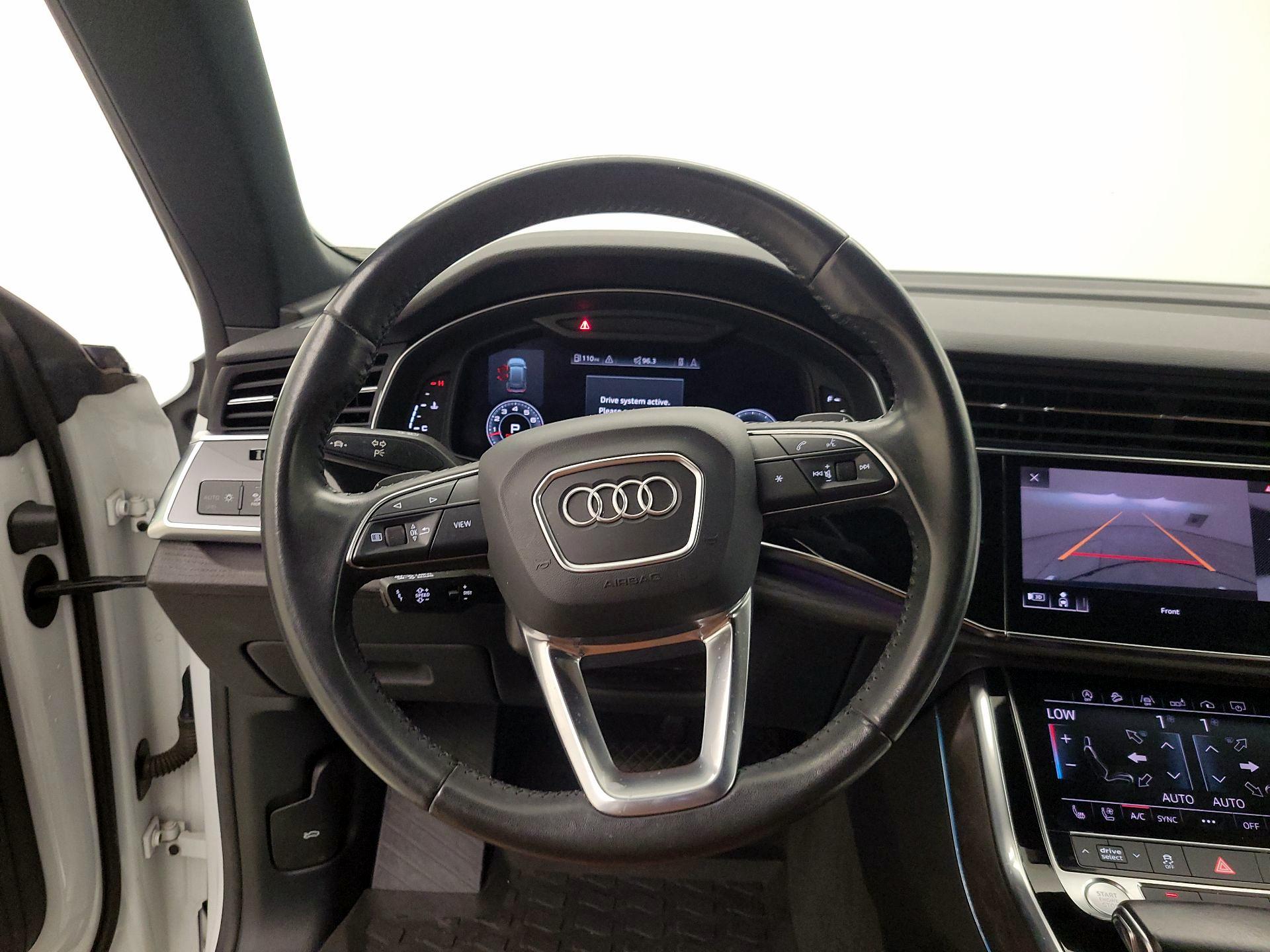 Thumbnail: 2019 Audi Q8 - 10