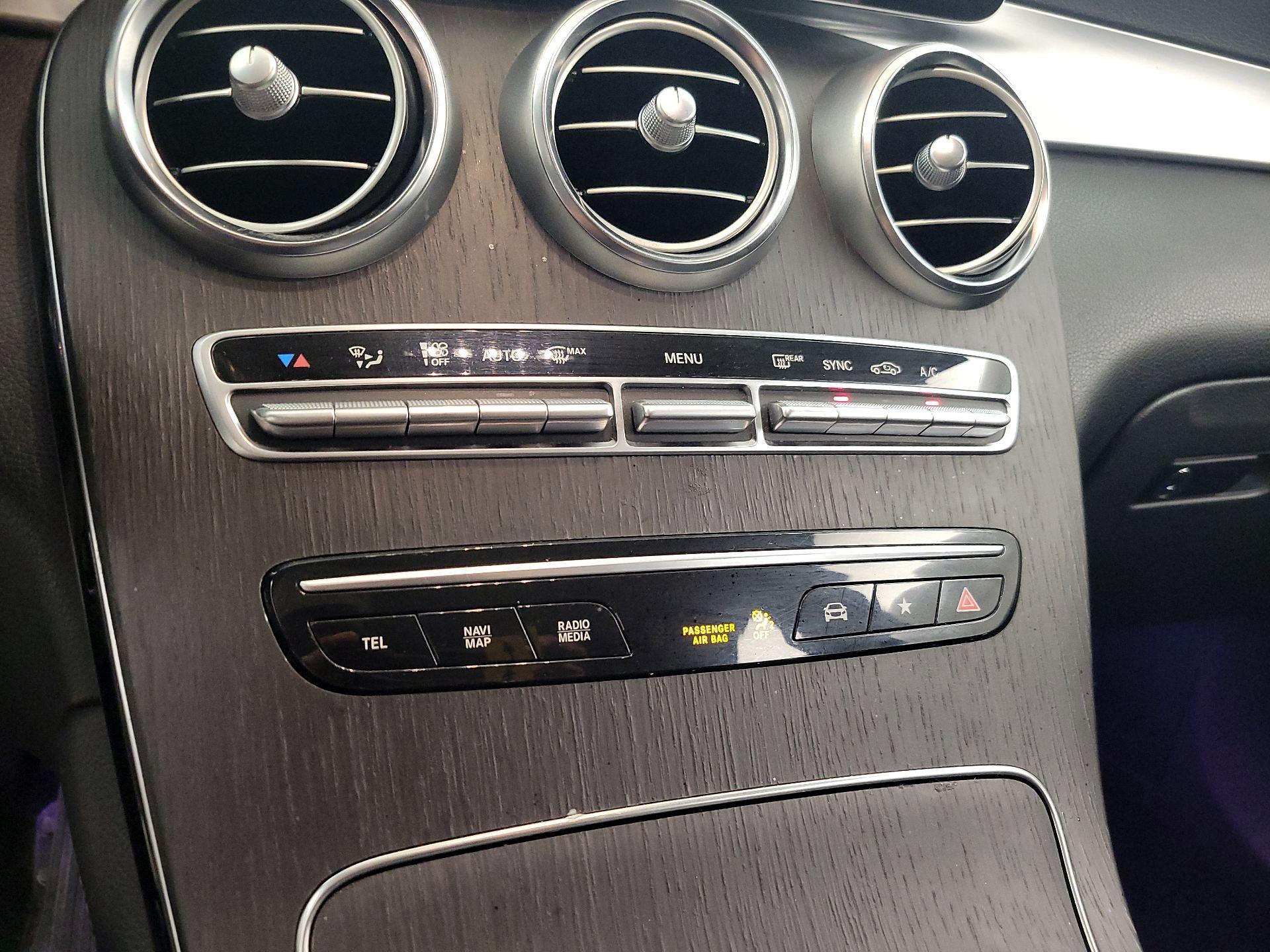Thumbnail: 2021 Mercedes-Benz GLC - 16