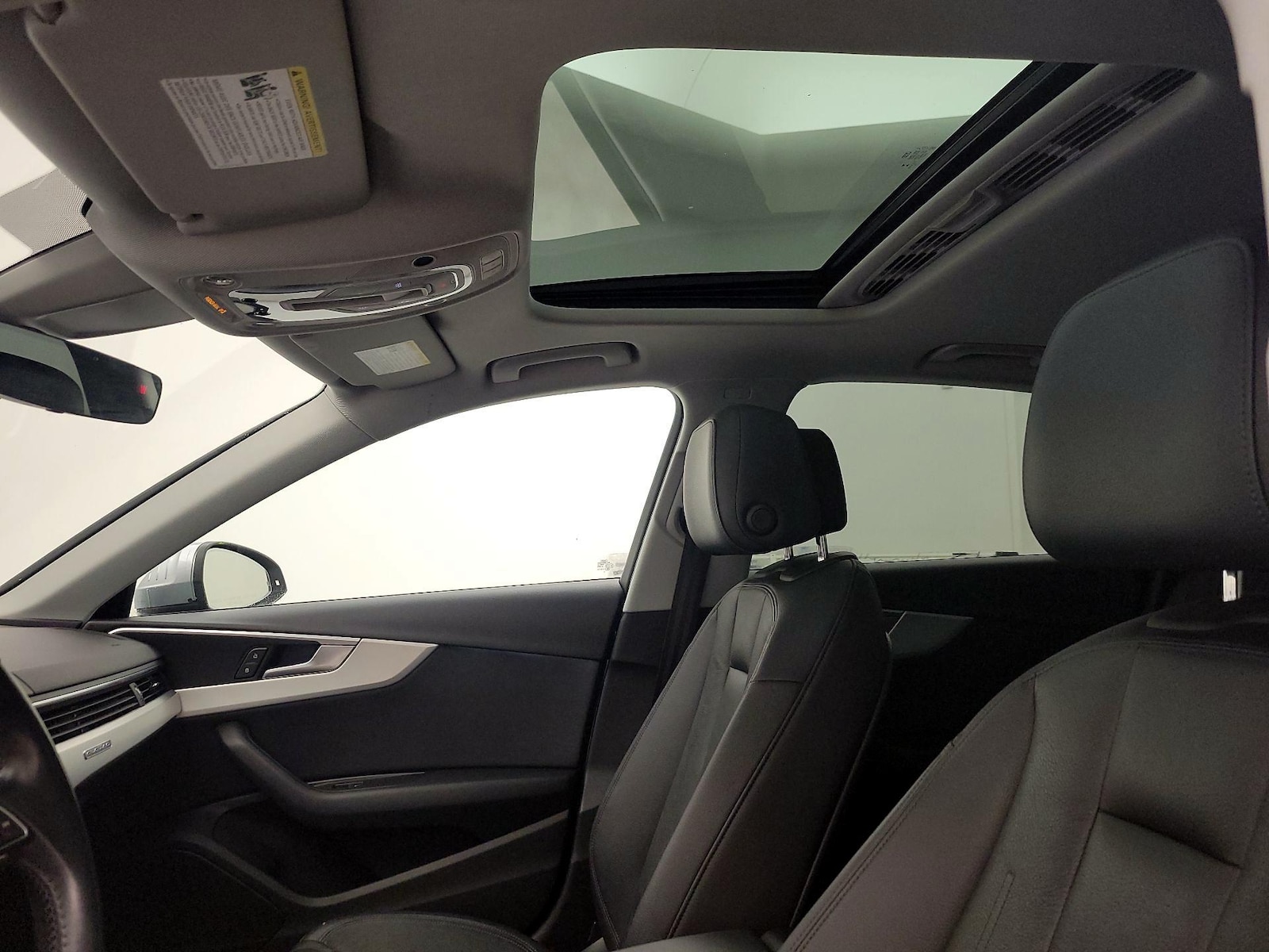 Sunroof(s) & Overhead Airbags