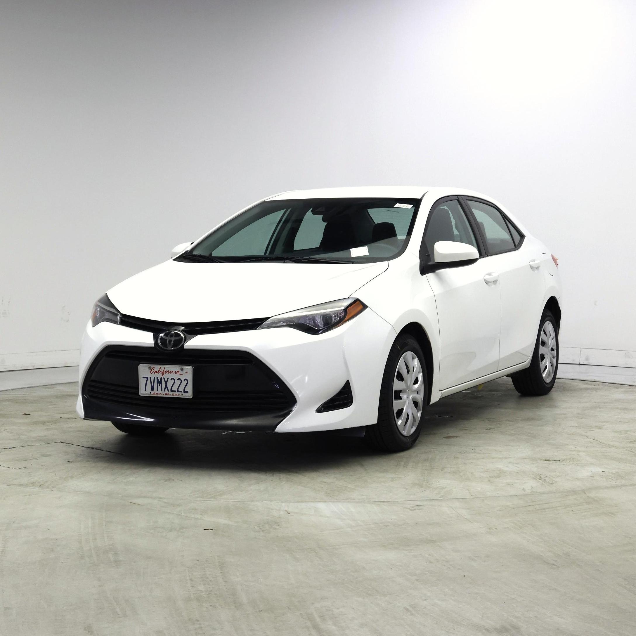 Thumbnail: 2017 Toyota Corolla - 4