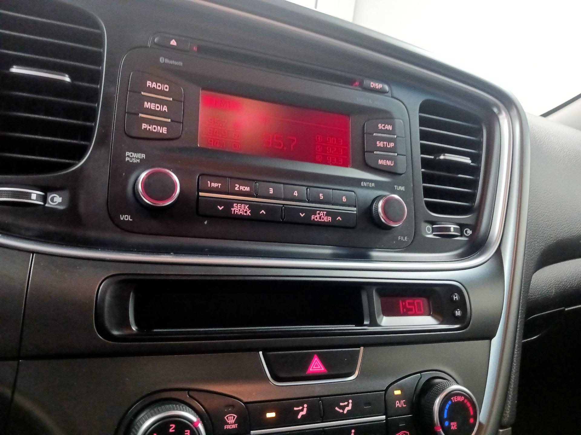 Thumbnail: 2015 Kia Optima - 13