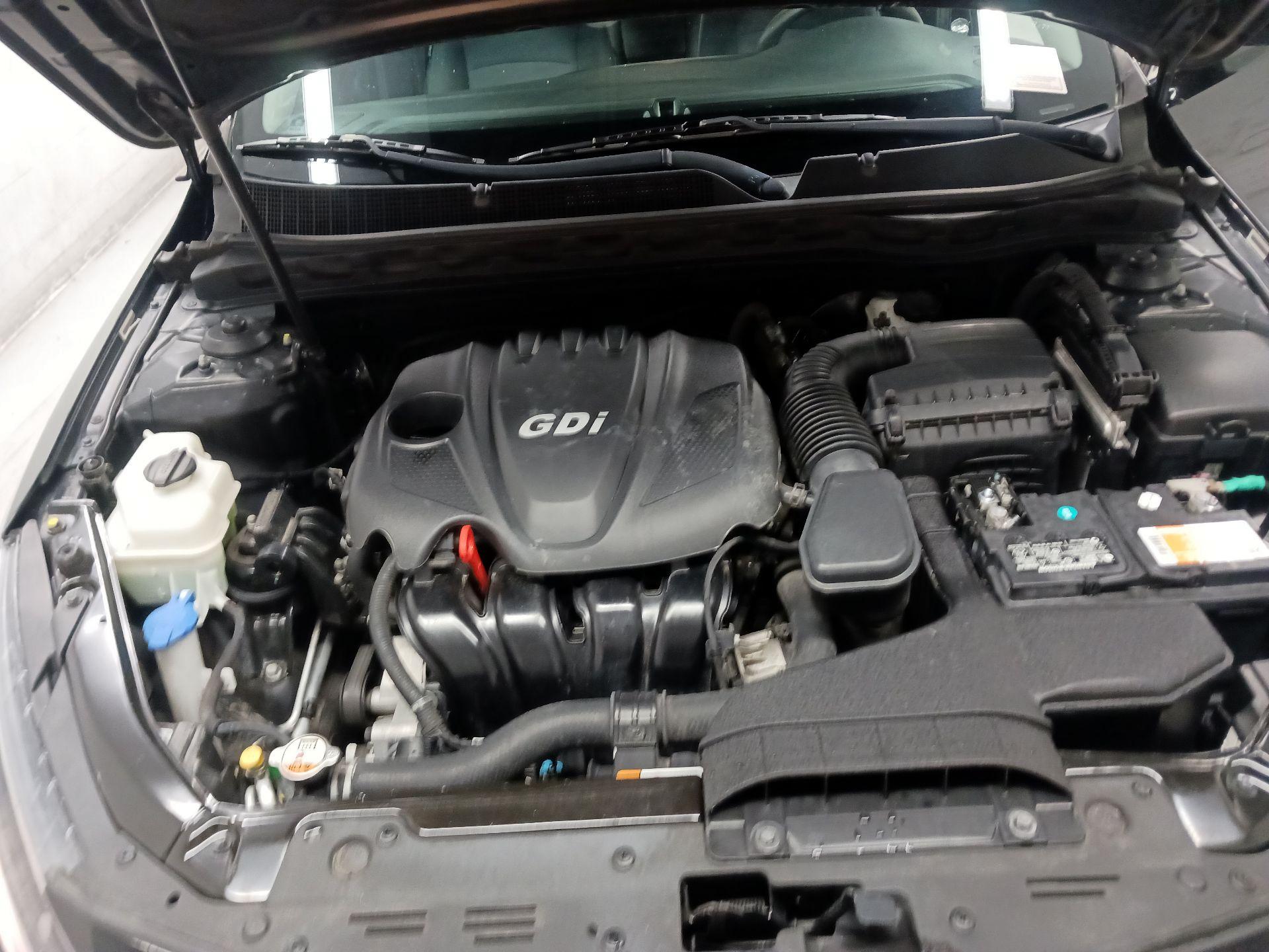 Thumbnail: 2015 Kia Optima - 17