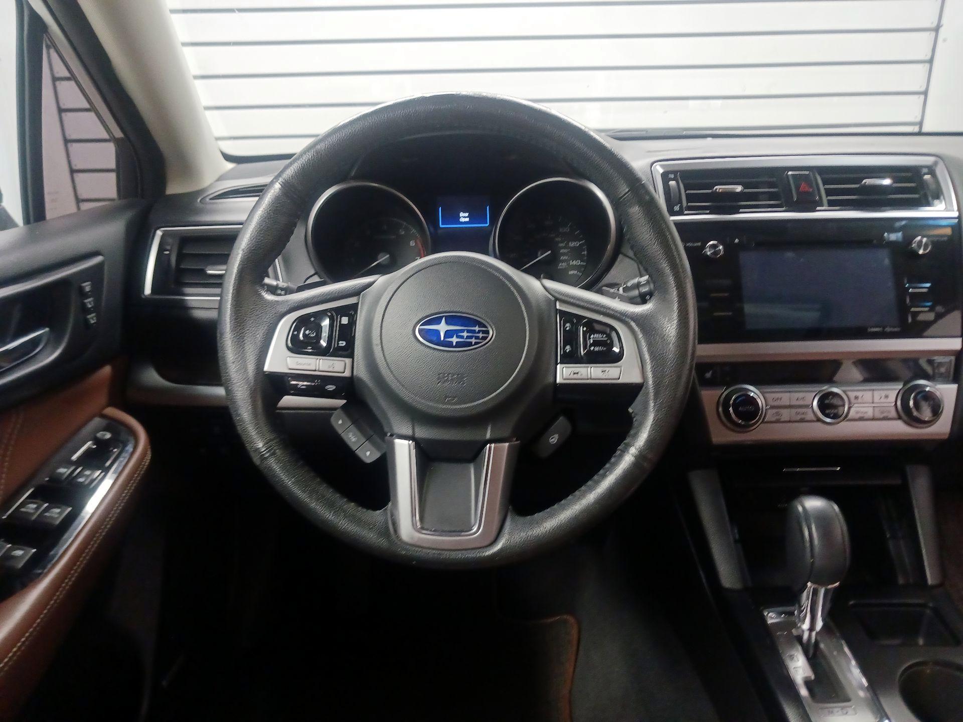 Thumbnail: 2017 Subaru Outback - 10