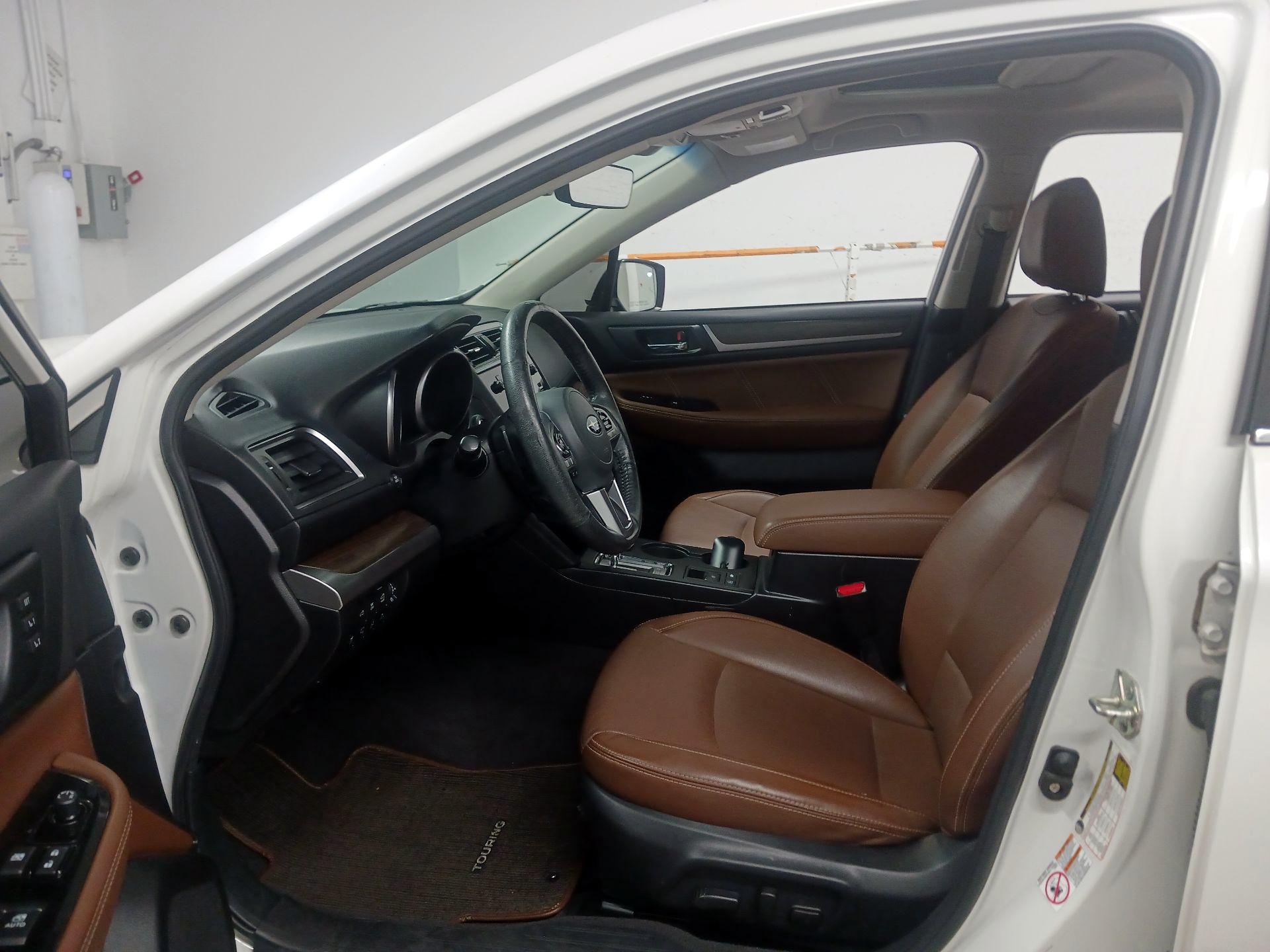 Thumbnail: 2017 Subaru Outback - 11