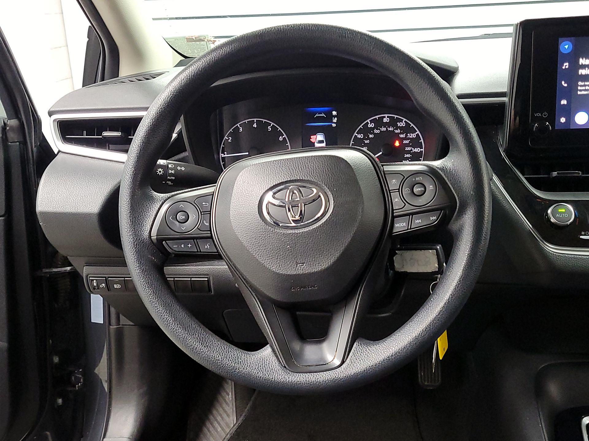 Thumbnail: 2023 Toyota Corolla - 10