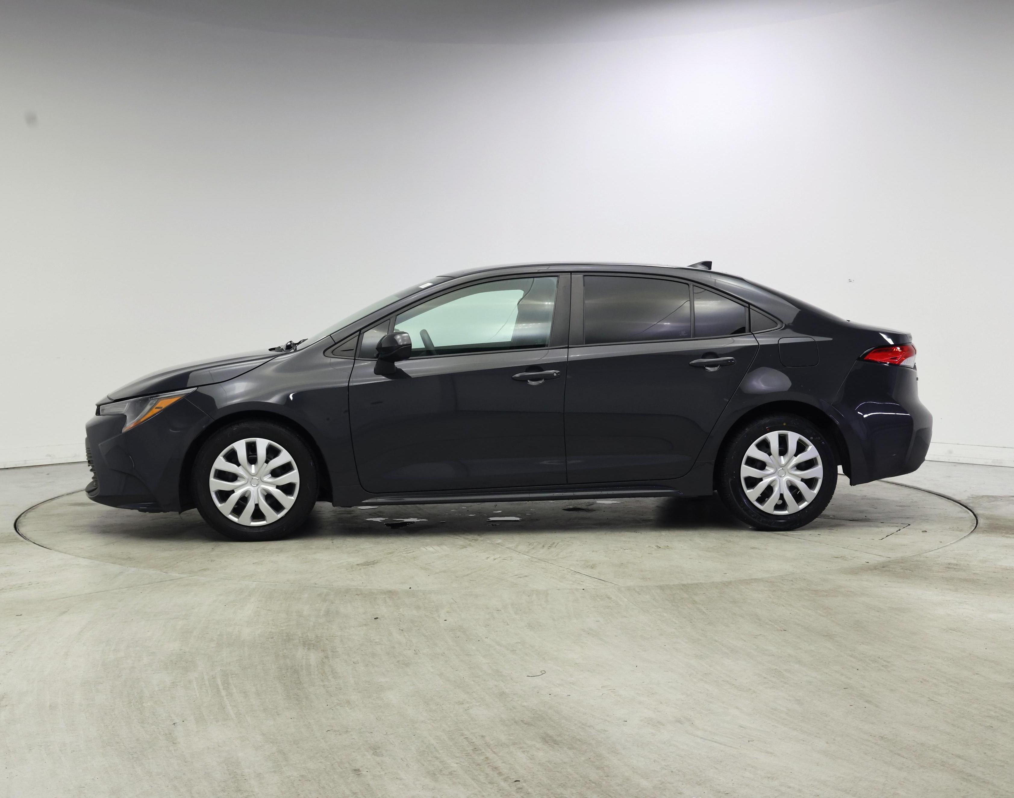 Thumbnail: 2023 Toyota Corolla - 3