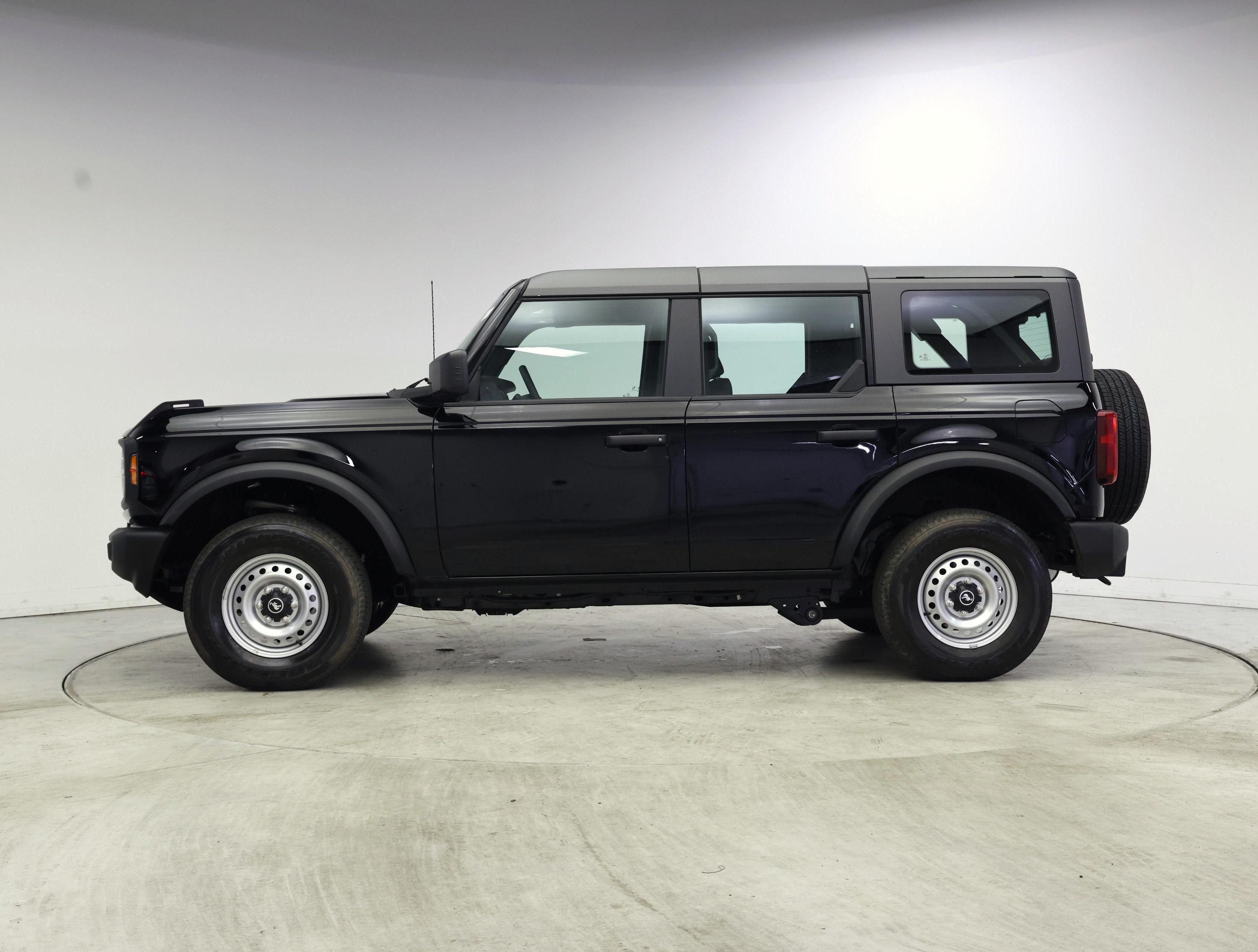 Thumbnail: 2025 Ford Bronco - 3