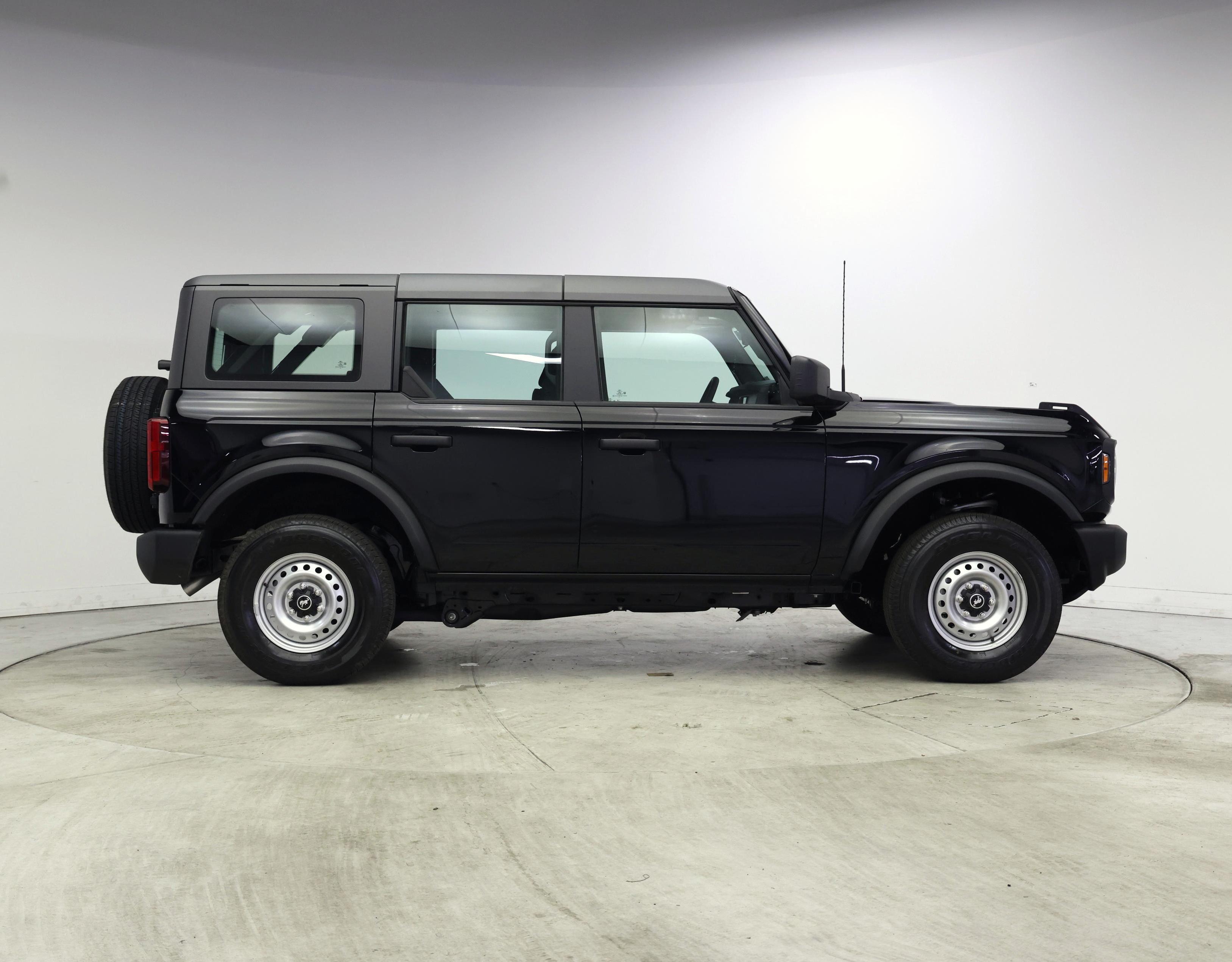 Thumbnail: 2025 Ford Bronco - 7