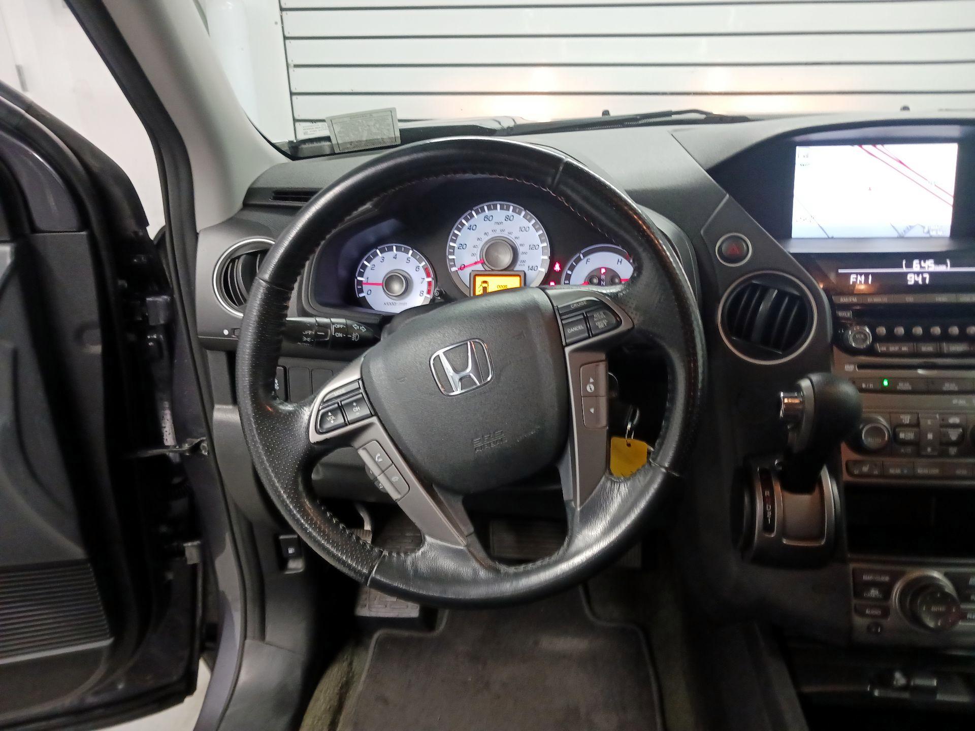 Thumbnail: 2014 Honda Pilot - 10