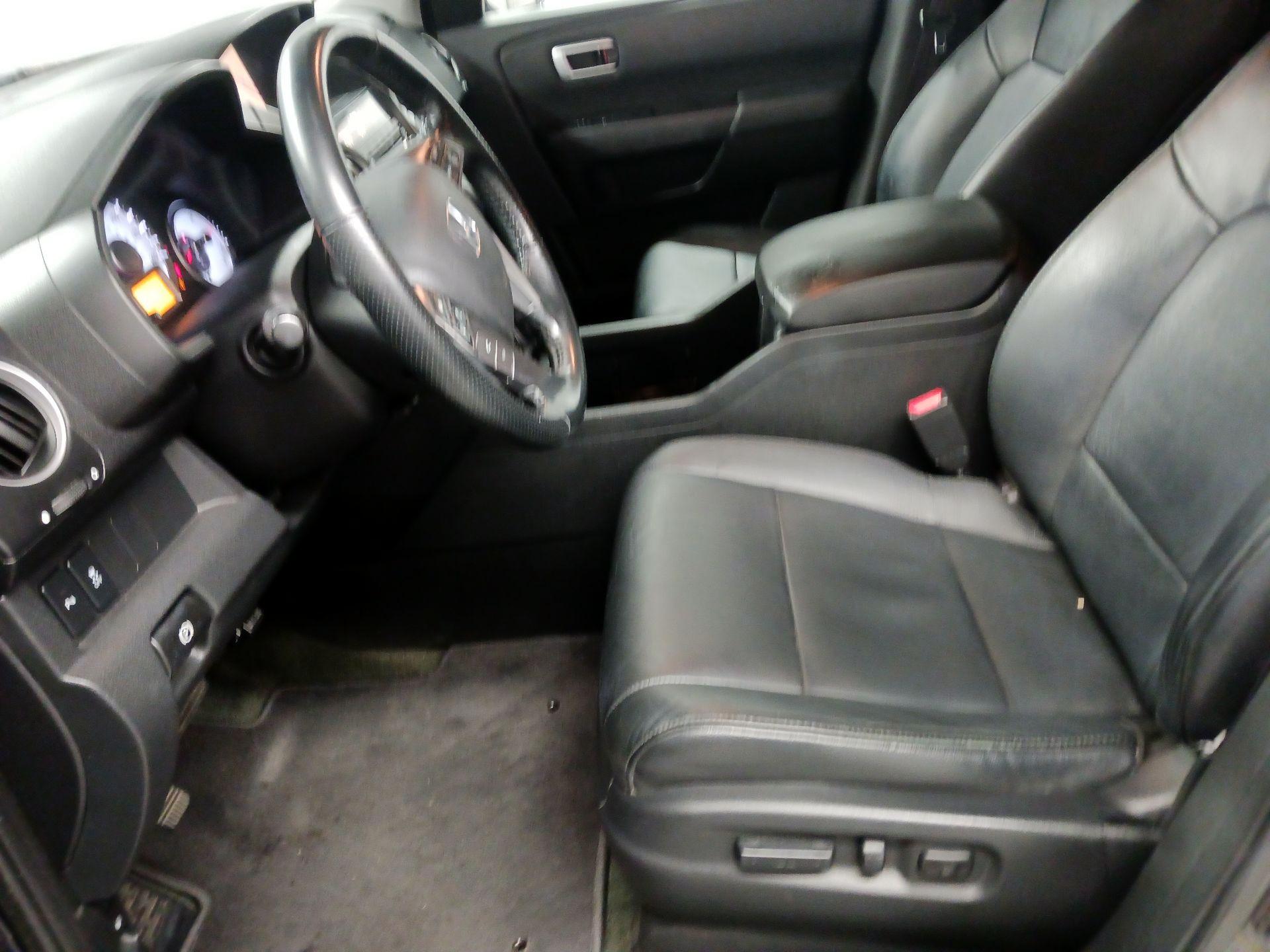 Thumbnail: 2014 Honda Pilot - 11