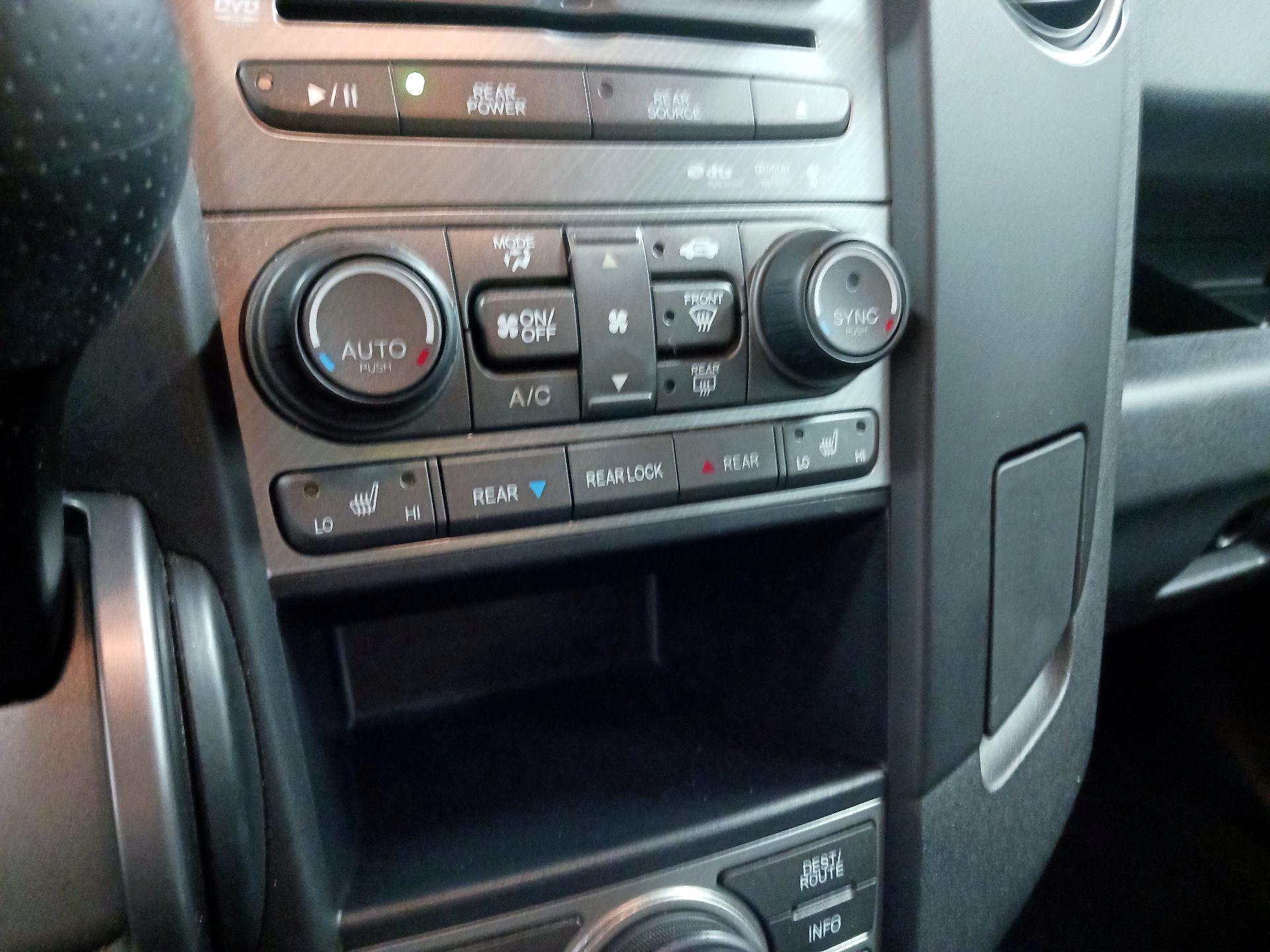 Thumbnail: 2014 Honda Pilot - 14